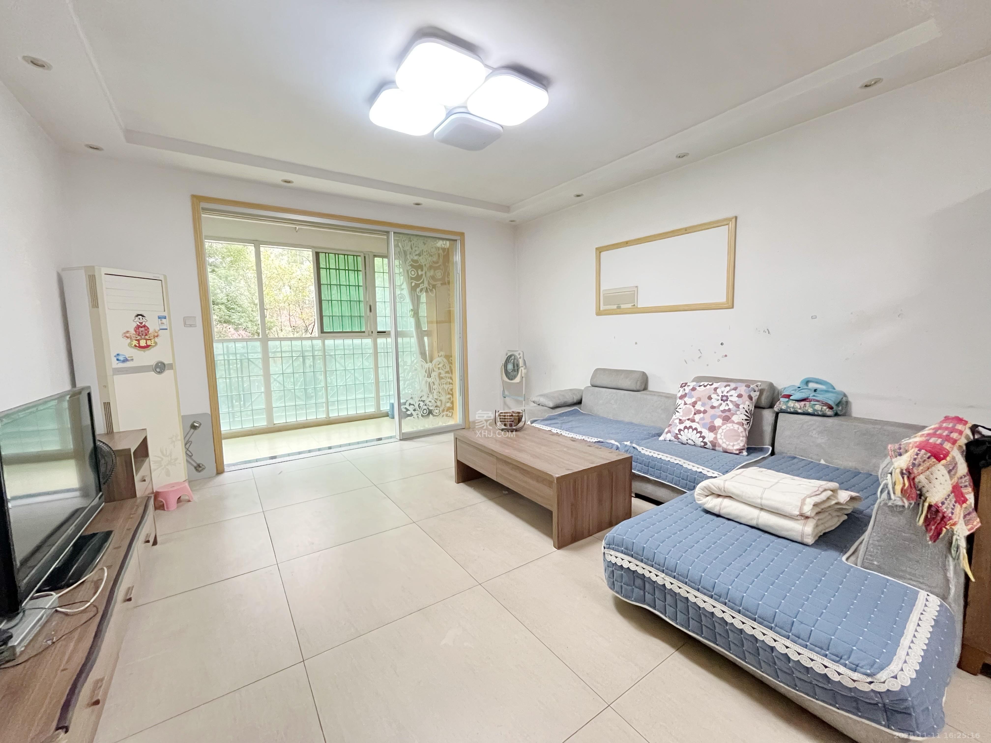 格林星城  3室2厅2卫    2500.0元/月