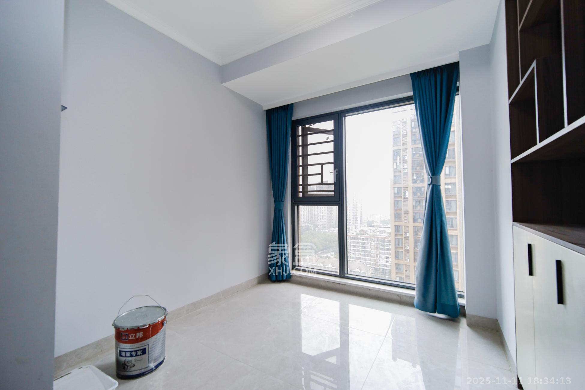 南城印象  4室2厅2卫    118.0万其他