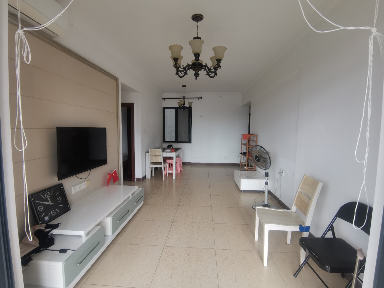 南海佳园  1室0厅0卫    1800.0元/月室内图