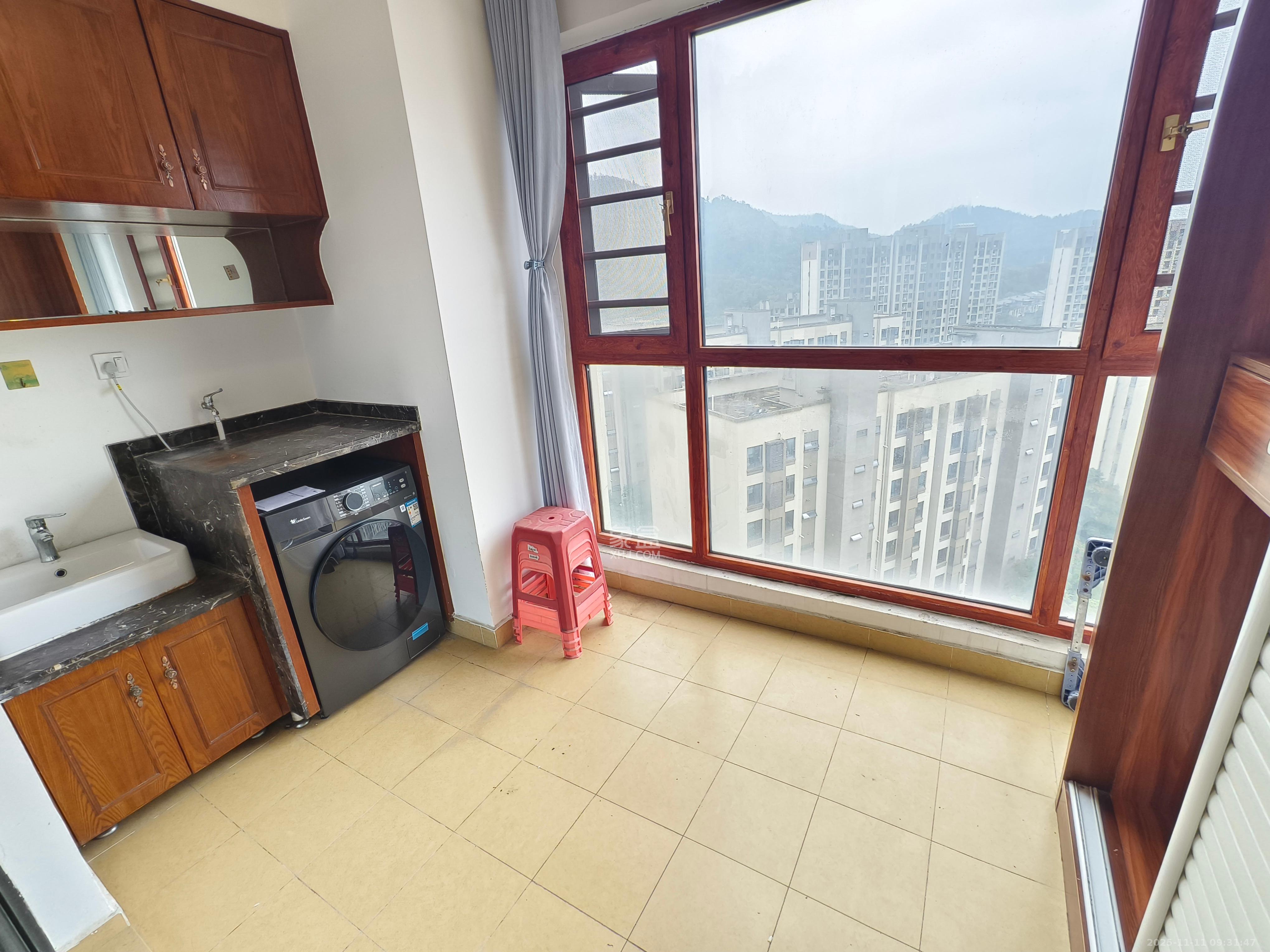 万科里梅溪郡 3室2厅1卫 2900.0元/月 万科里梅溪郡 3室2厅1卫 2900.0元/月室内图