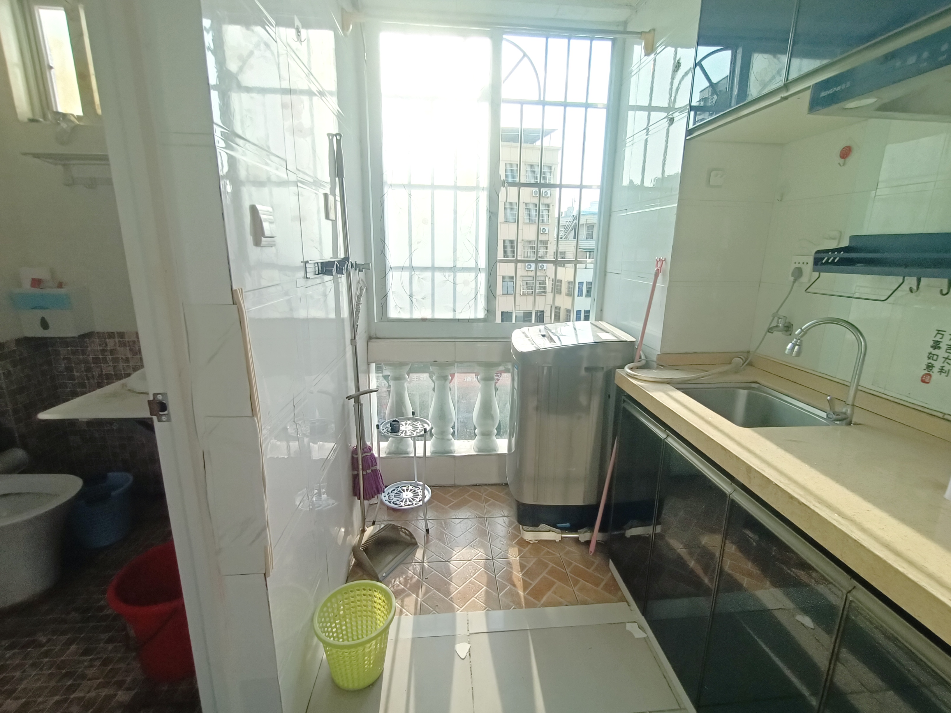 长润商务大厦  1室1厅1卫    1100.0元/月室内图