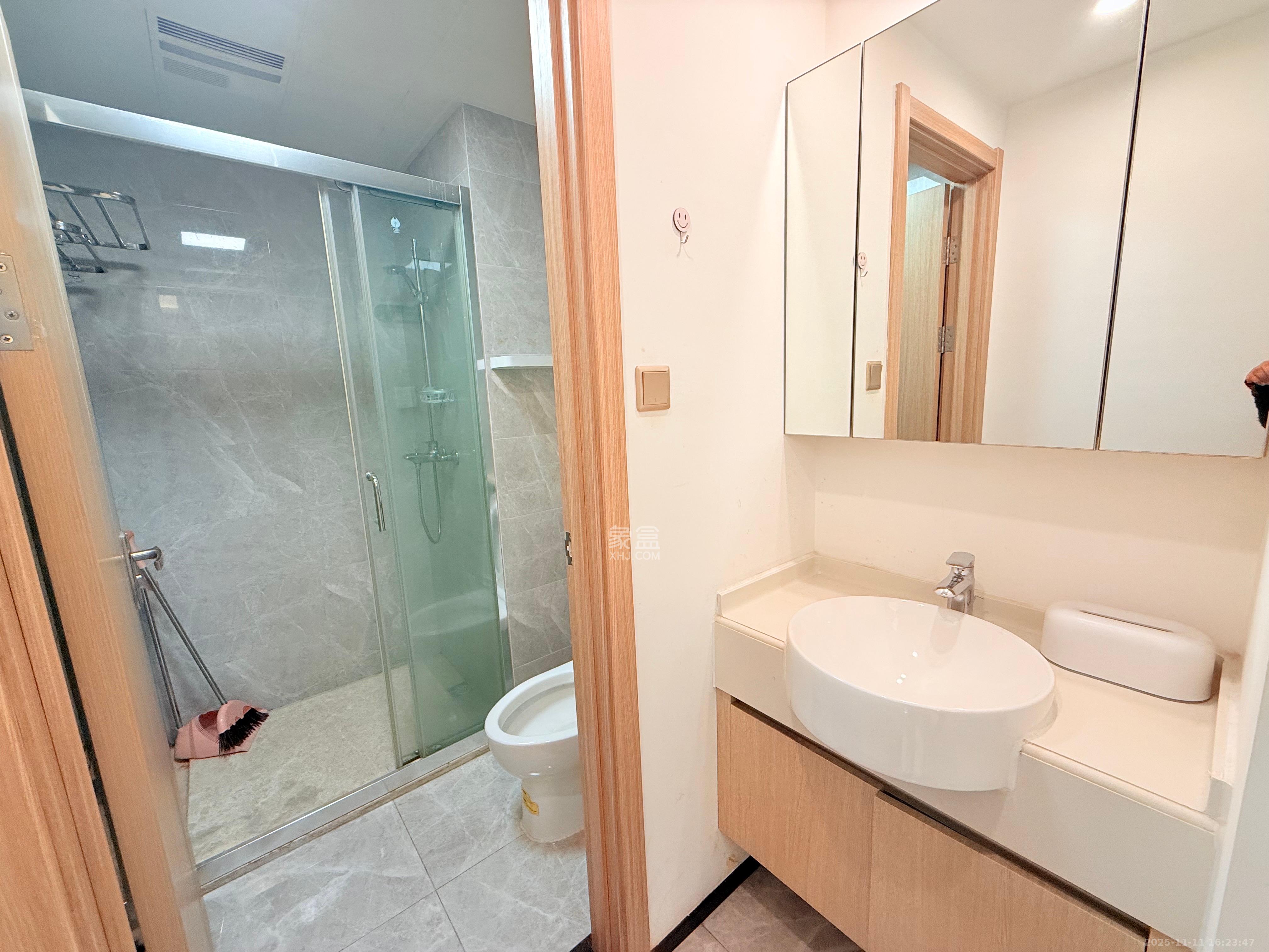 中海阅江府  1室0厅0卫    2600.0元/月室内图