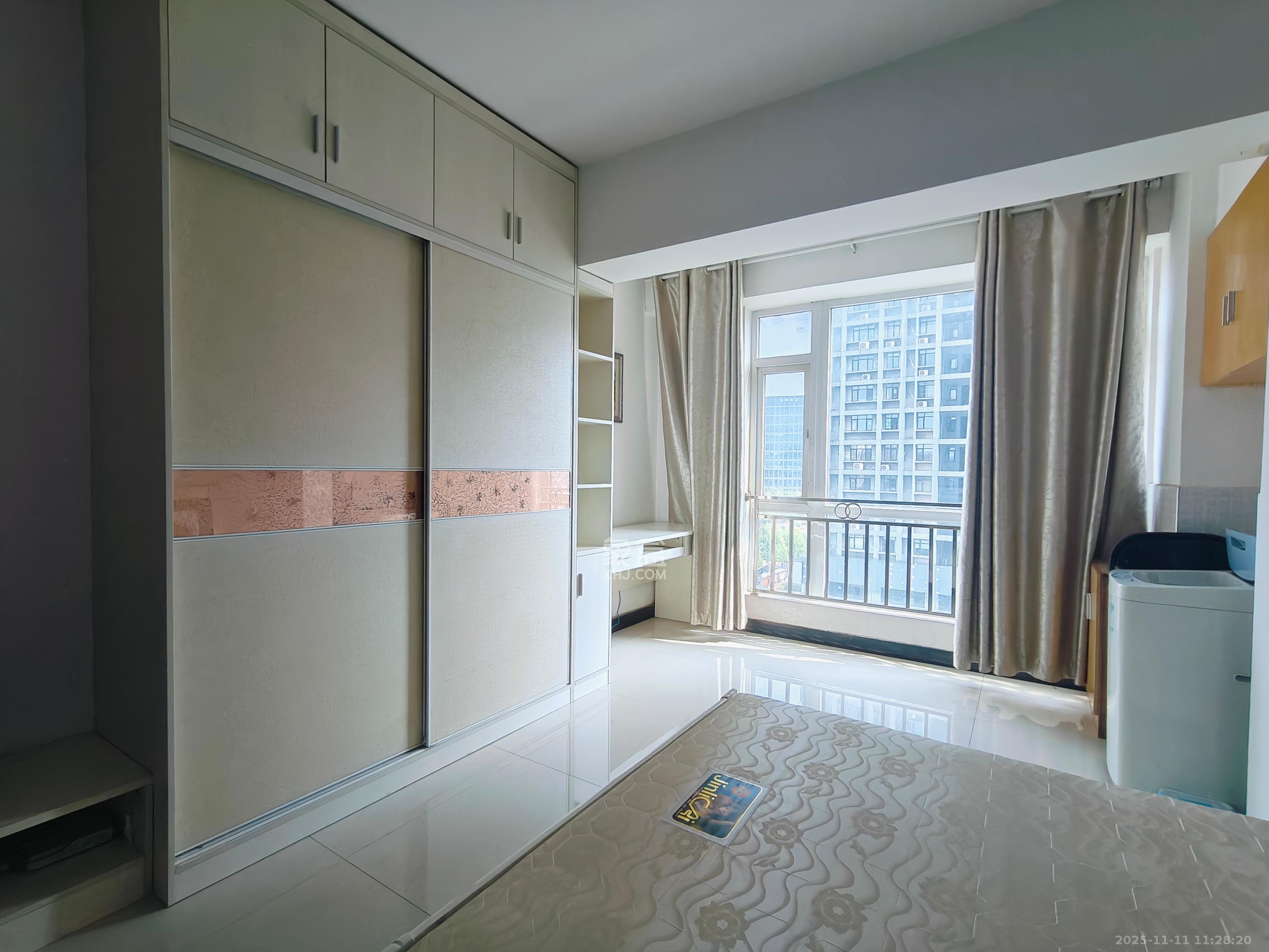 长城华都  1室1厅1卫    1500.0元/月室内图