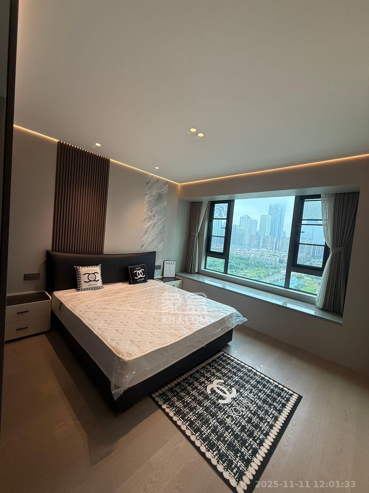 招商蛇口滨江境  4室2厅2卫    13000.0元/月室内图