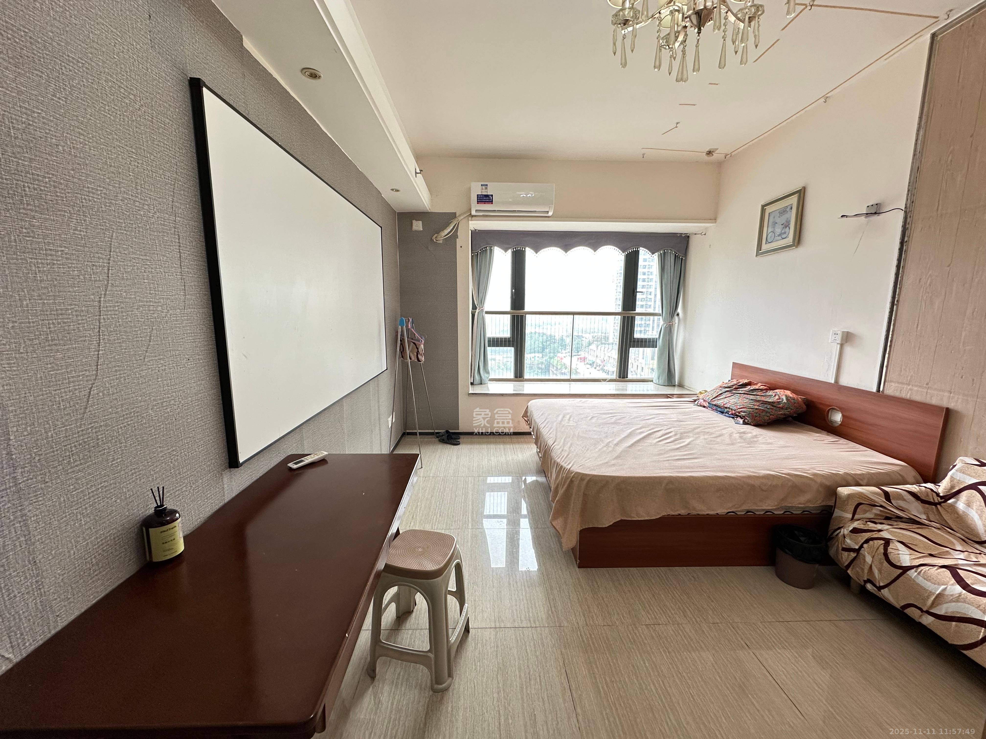 恒大国际广场  1室0厅1卫    1300.0元/月室内图