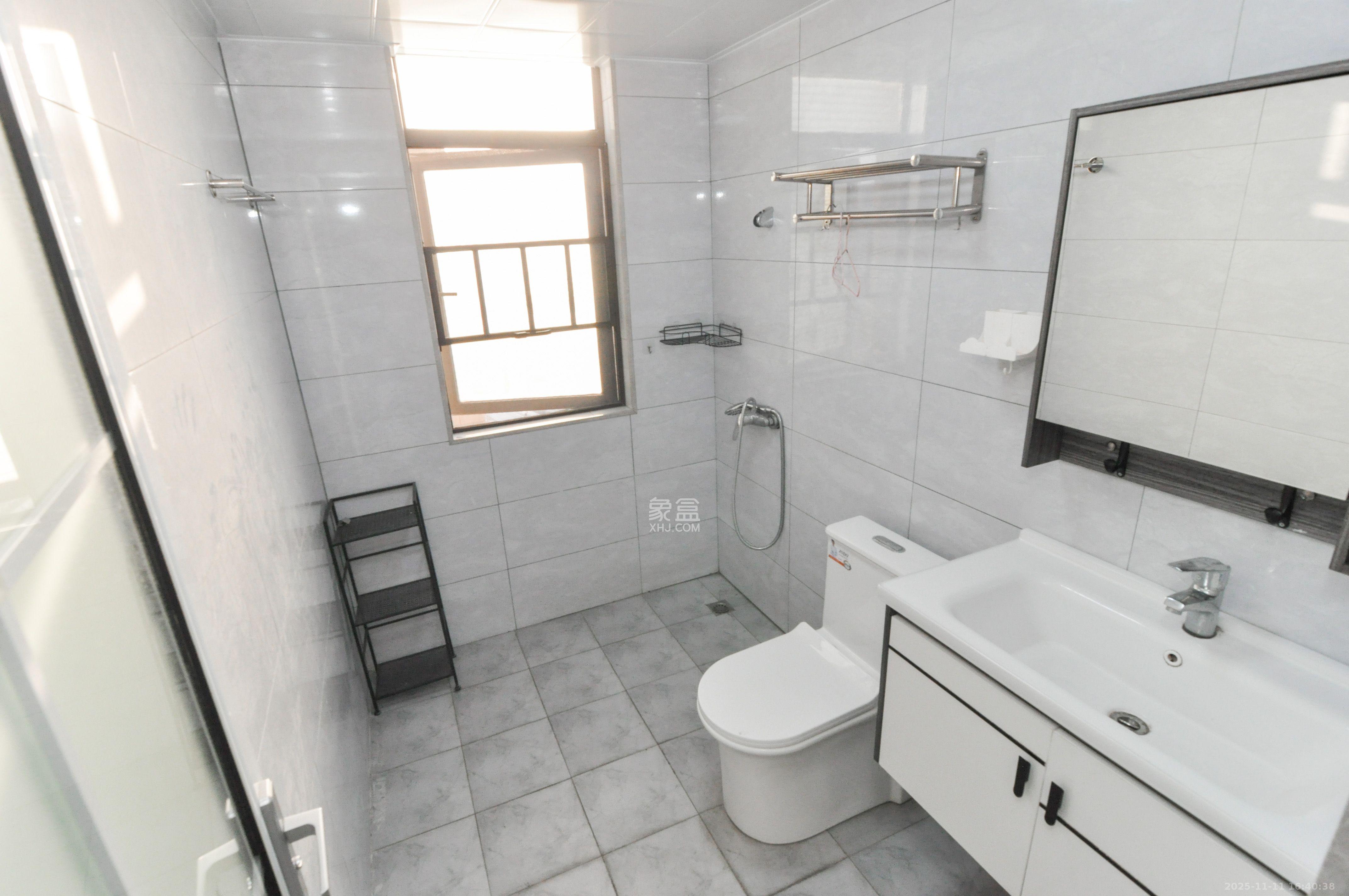 梅溪湖金茂悦（金悦雅苑）  4室2厅2卫    3500.0元/月室内图