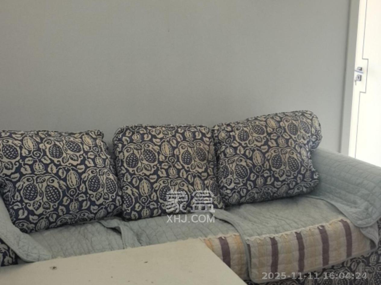 世嘉国际华城  2室1厅1卫    2000.0元/月