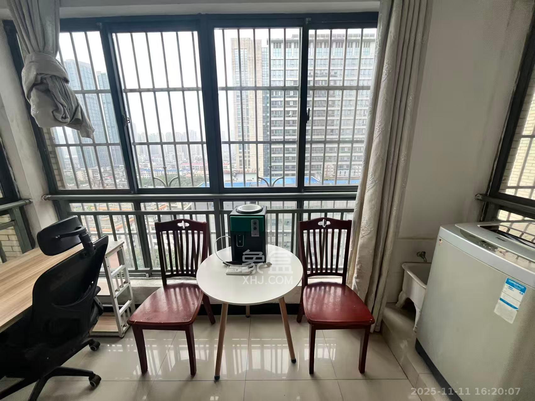 少帅府  1室1厅1卫    2200.0元/月室内图