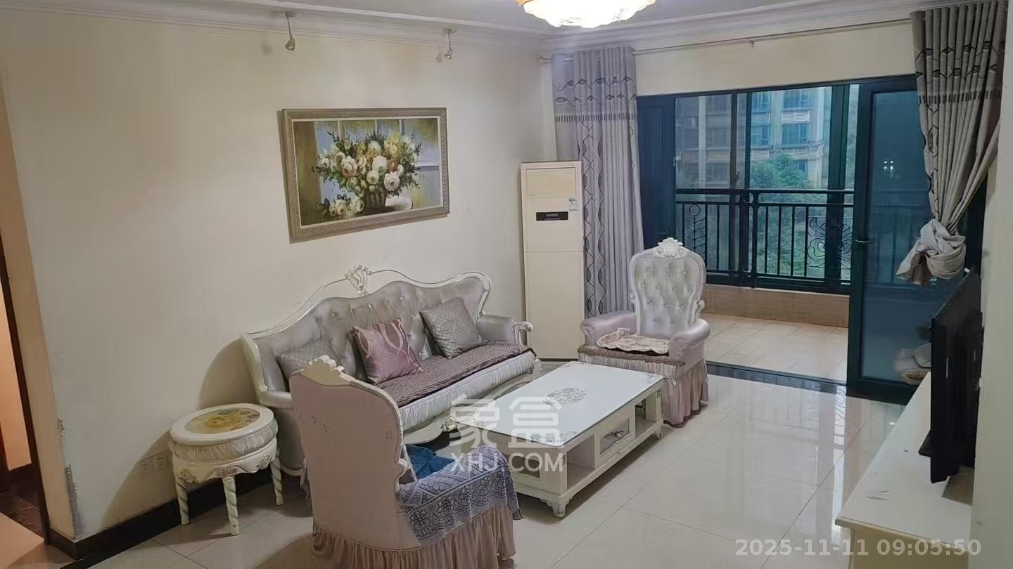 恒大名都  3室2厅2卫    1800.0元/月