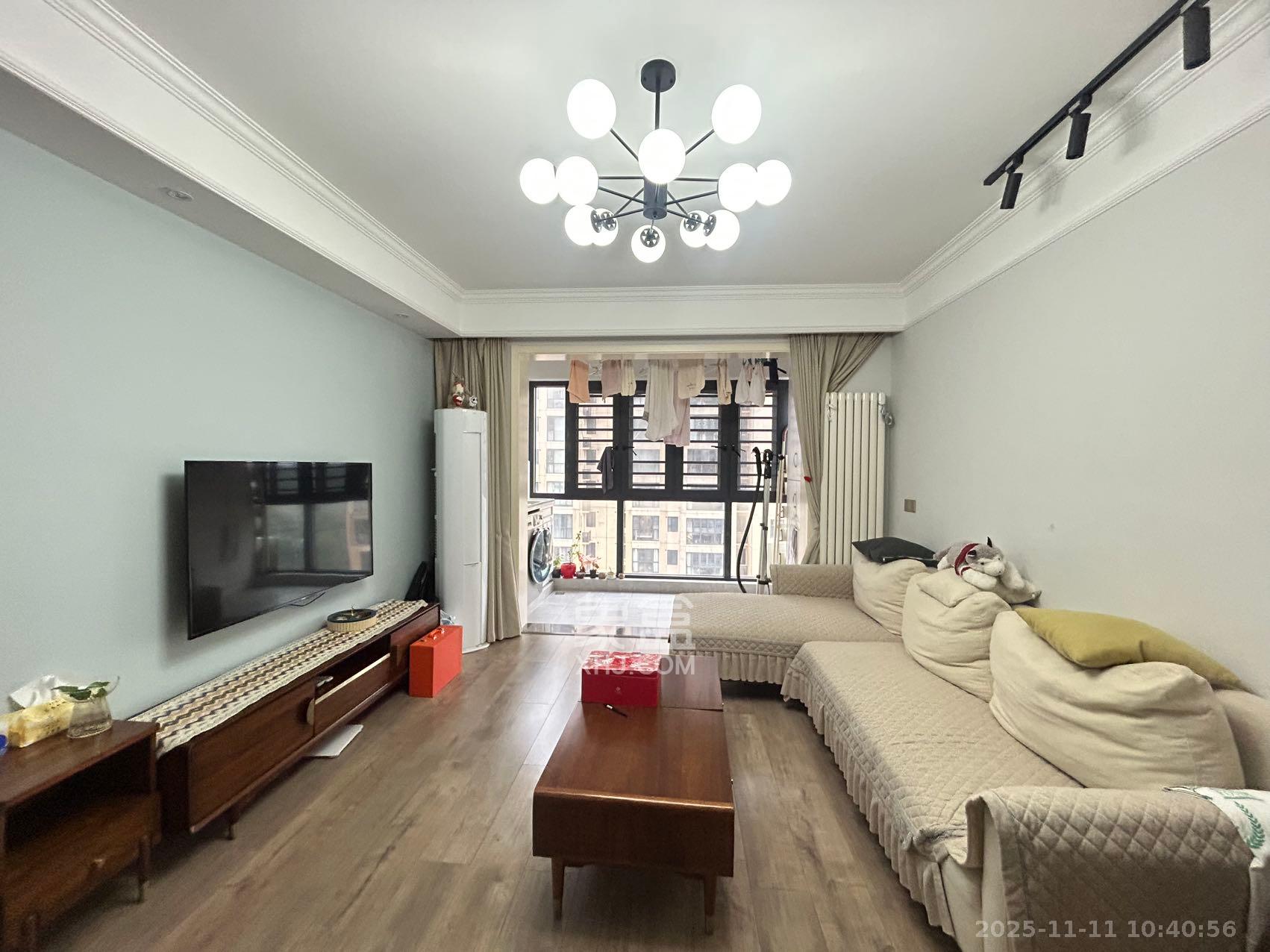 怡海星城 2室2厅1卫 2000.0元/月 怡海星城 2室2厅1卫 2000.0元/月室内图