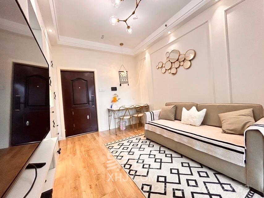 荣悦台 1室1厅1卫 2900.0元/月 荣悦台 1室1厅1卫 2900.0元/月室内图