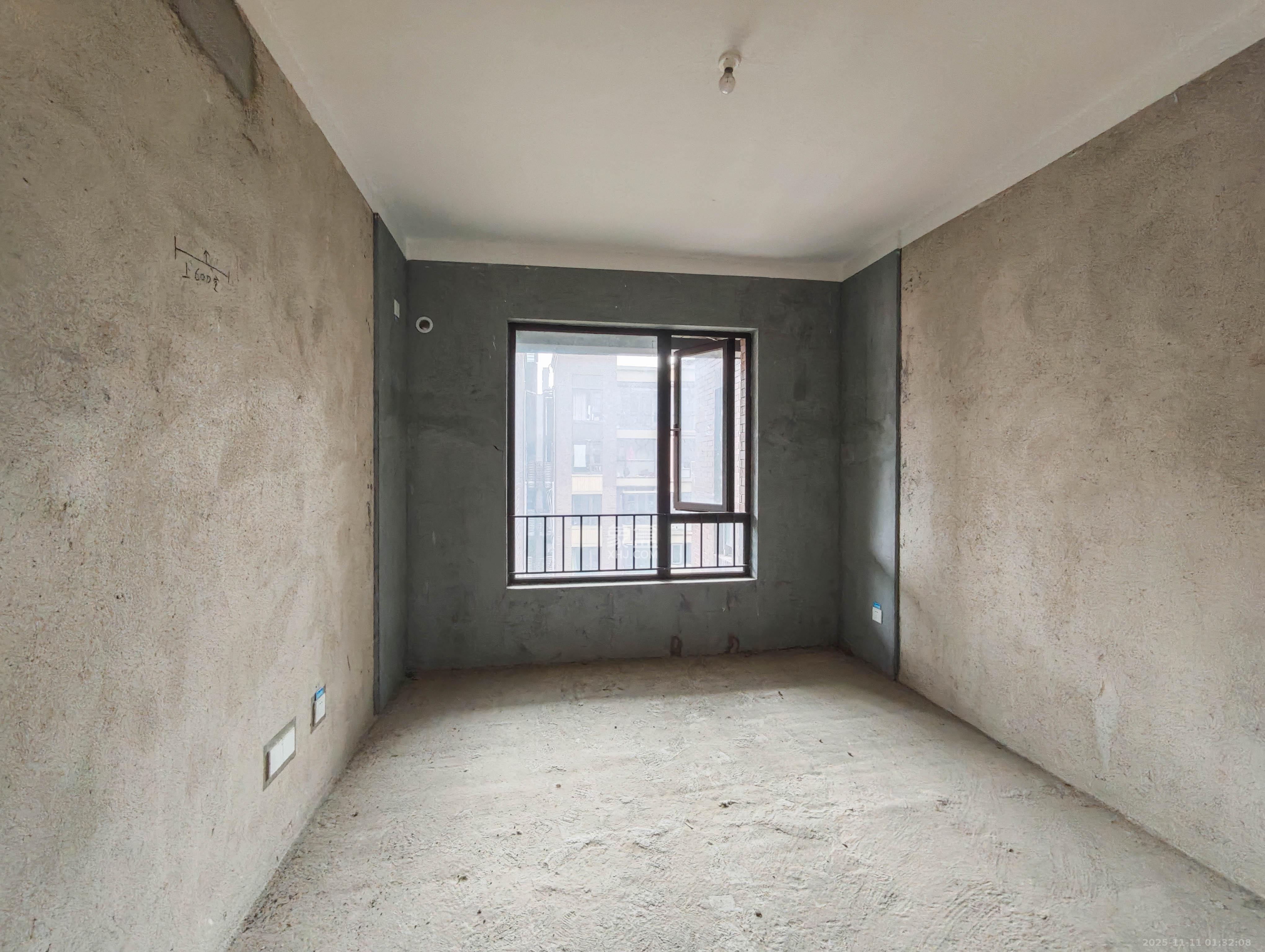 保利城（中航城国际社区、郡原美村）  4室2厅2卫    126.8万卧室