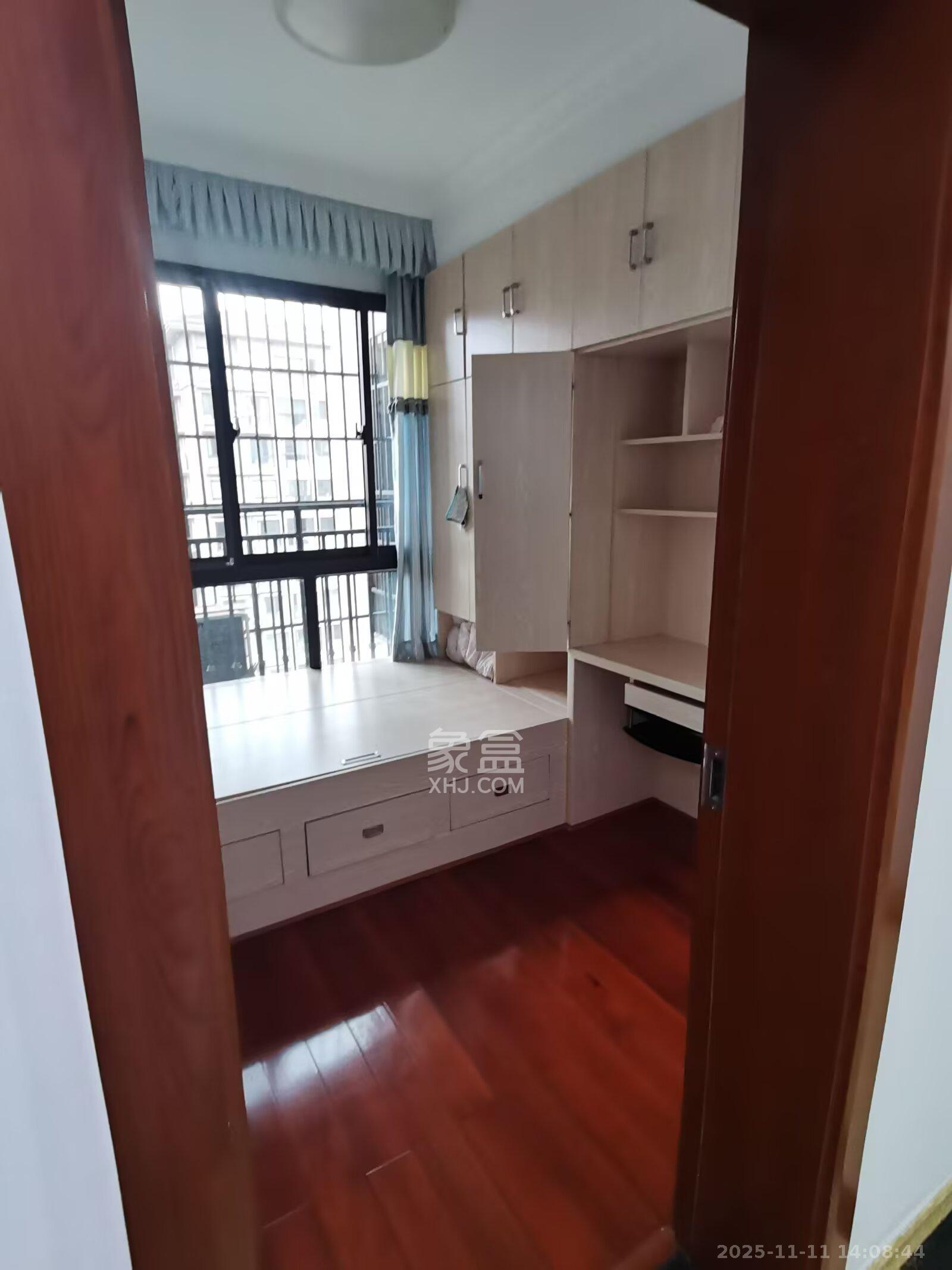 康桥长郡  3室2厅1卫    2000.0元/月室内图