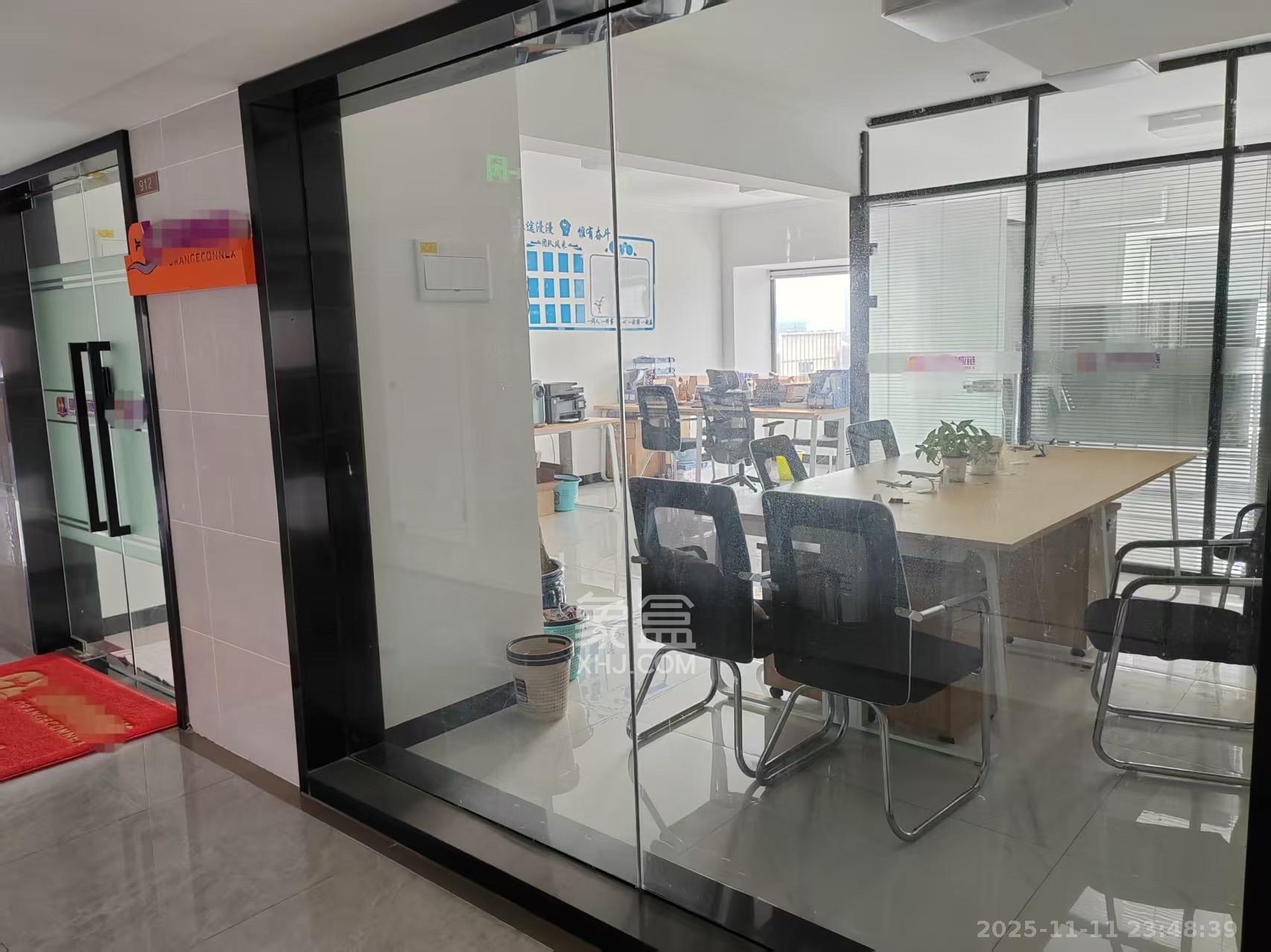 奥园城市天骄一期  1室1厅1卫    3500.0元/月