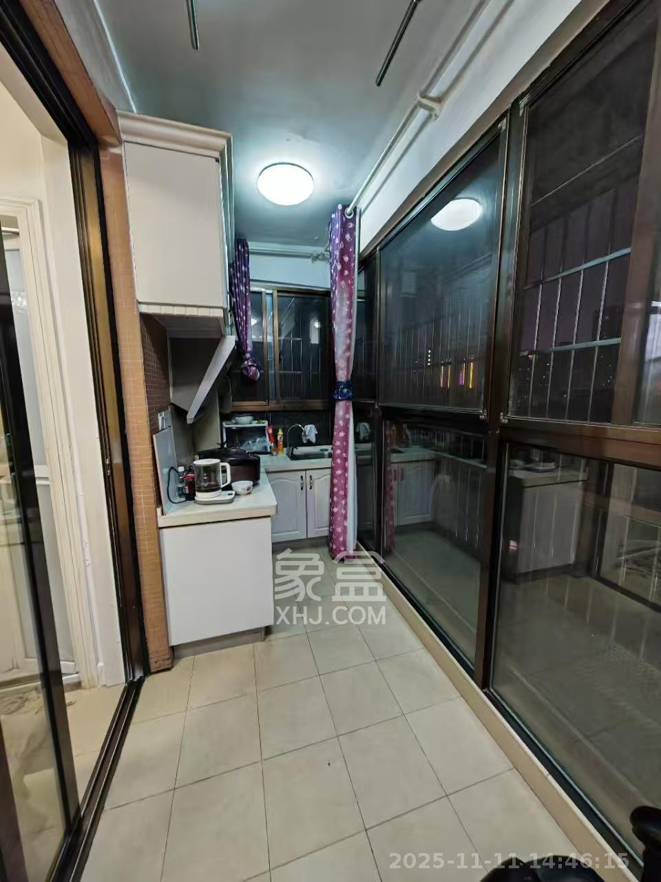 君悦紫园 1室0厅1卫 1800.0元/月 君悦紫园 1室0厅1卫 1800.0元/月室内图