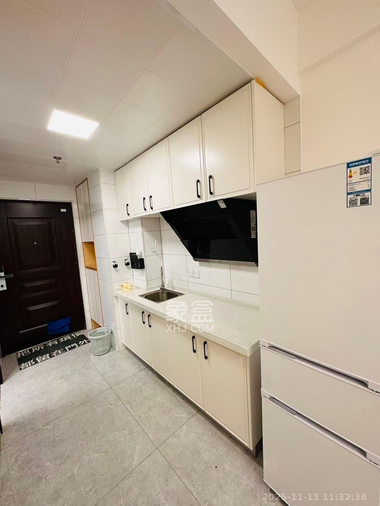 万润时光里  1室0厅0卫    1800.0元/月室内图