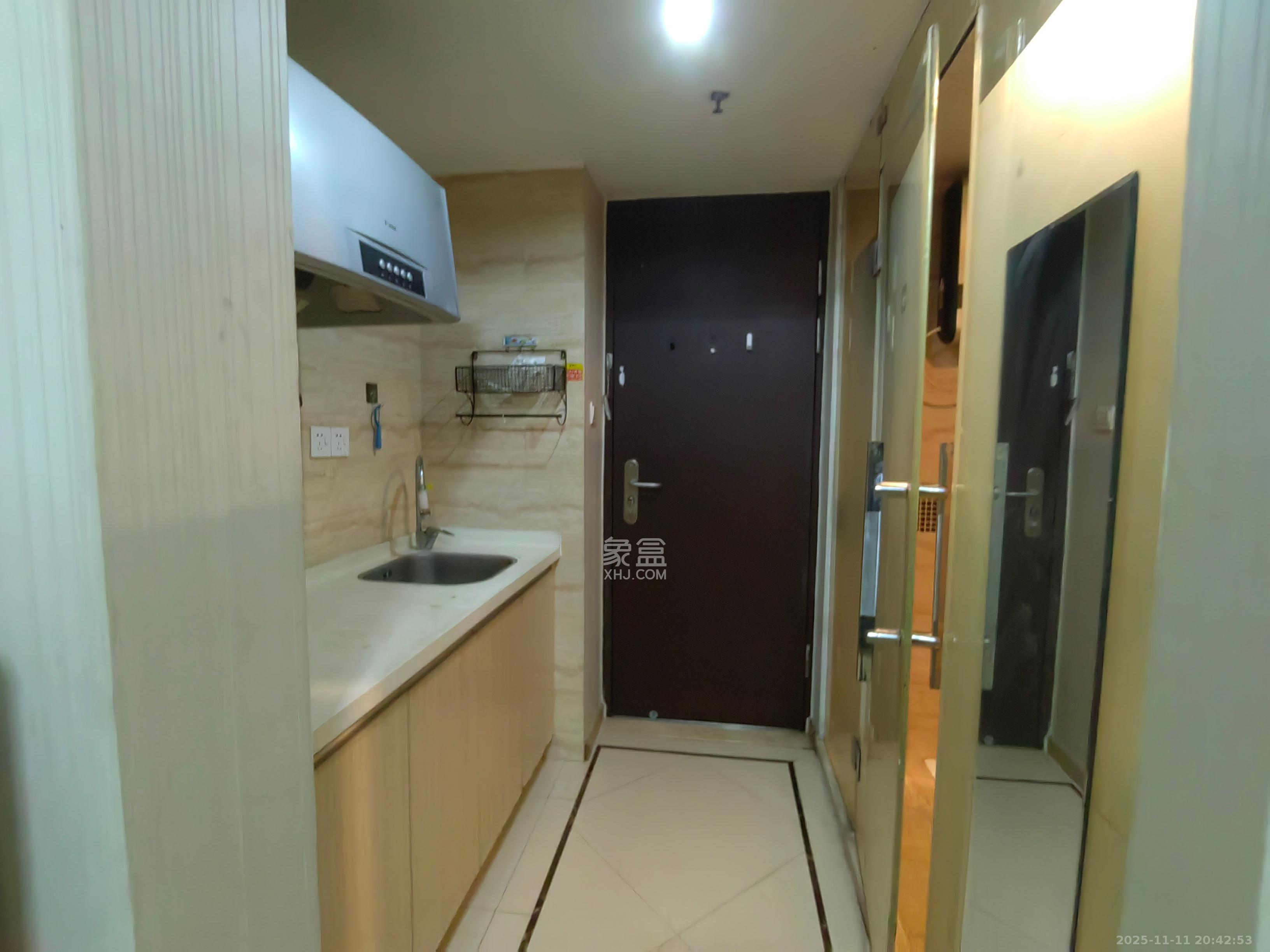 万科金域华府一期  1室0厅1卫    1100.0元/月室内图