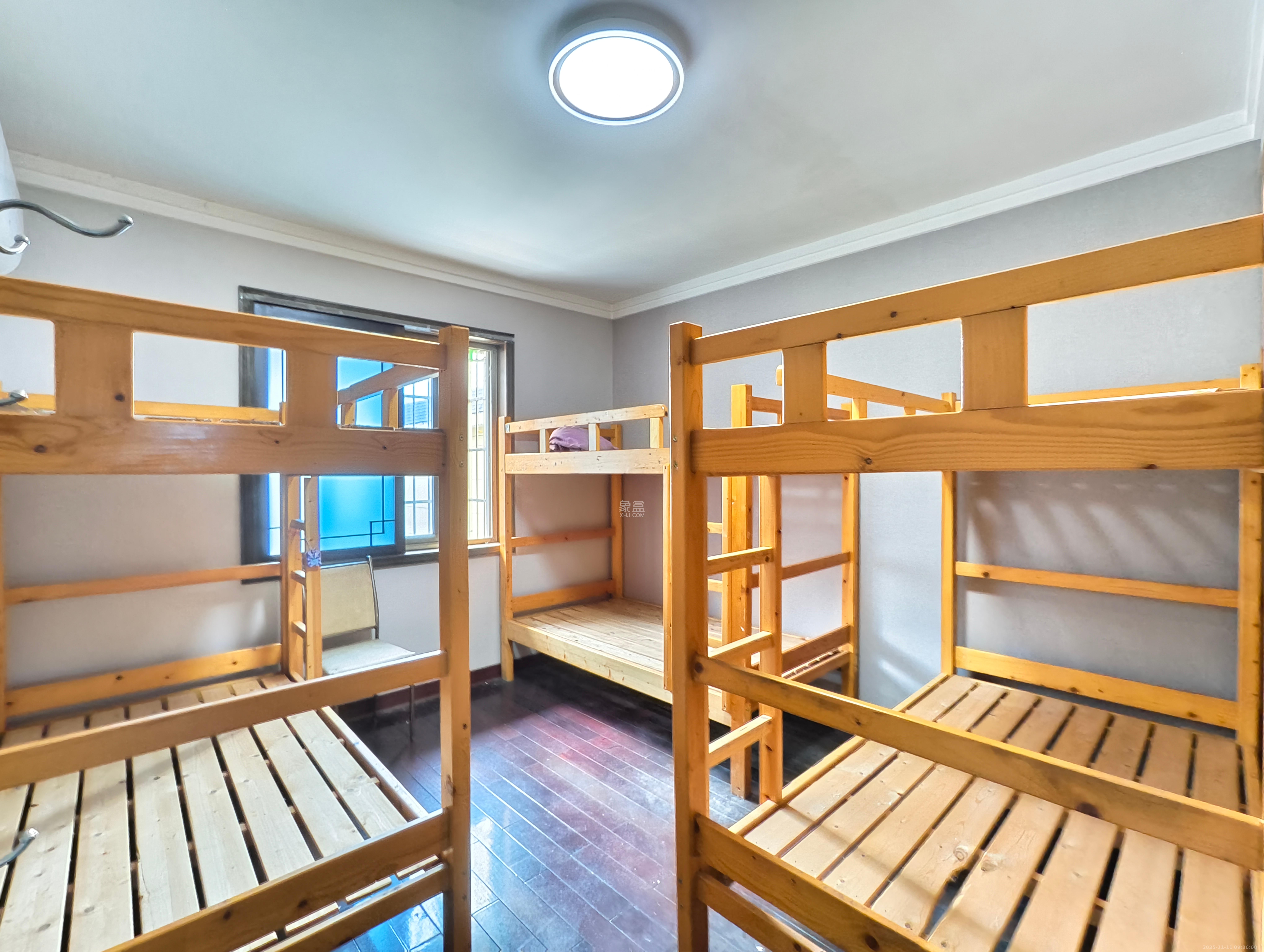 岳银小区(一二三五村) 3室2厅2卫 2400.0元/月 岳银小区(一二三五村) 3室2厅2卫 2400.0元/月室内图