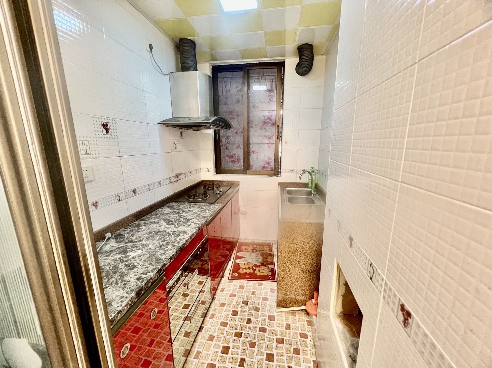 科技大厦(义龙路) 3室2厅1卫 70.0万 科技大厦(义龙路) 3室2厅1卫 70.0万客厅