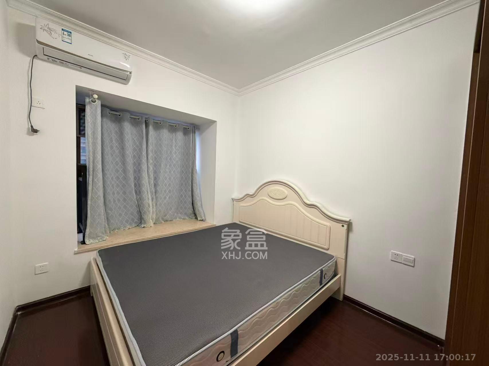 江山帝景哈佛  3室2厅2卫    2100.0元/月室内图