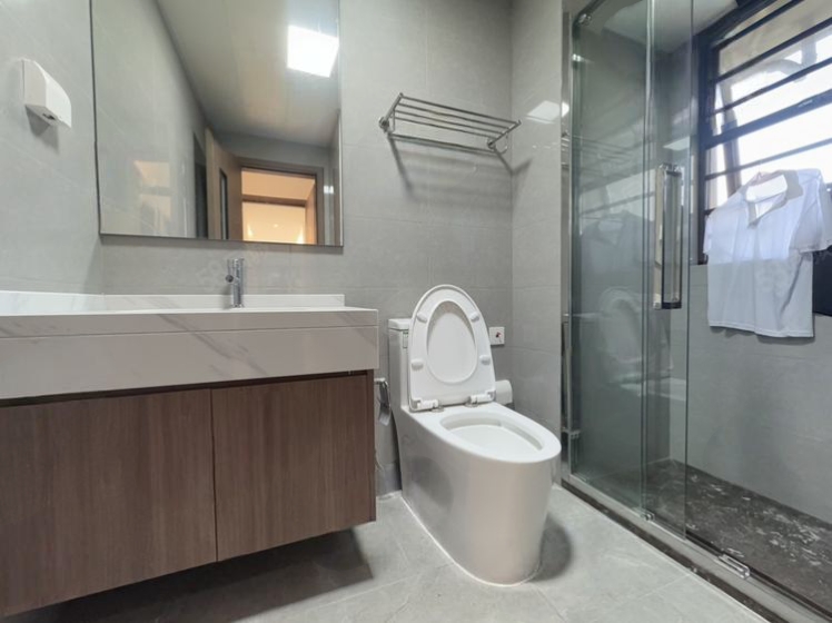 金湖壹号  3室2厅2卫    4200.0元/月室内图