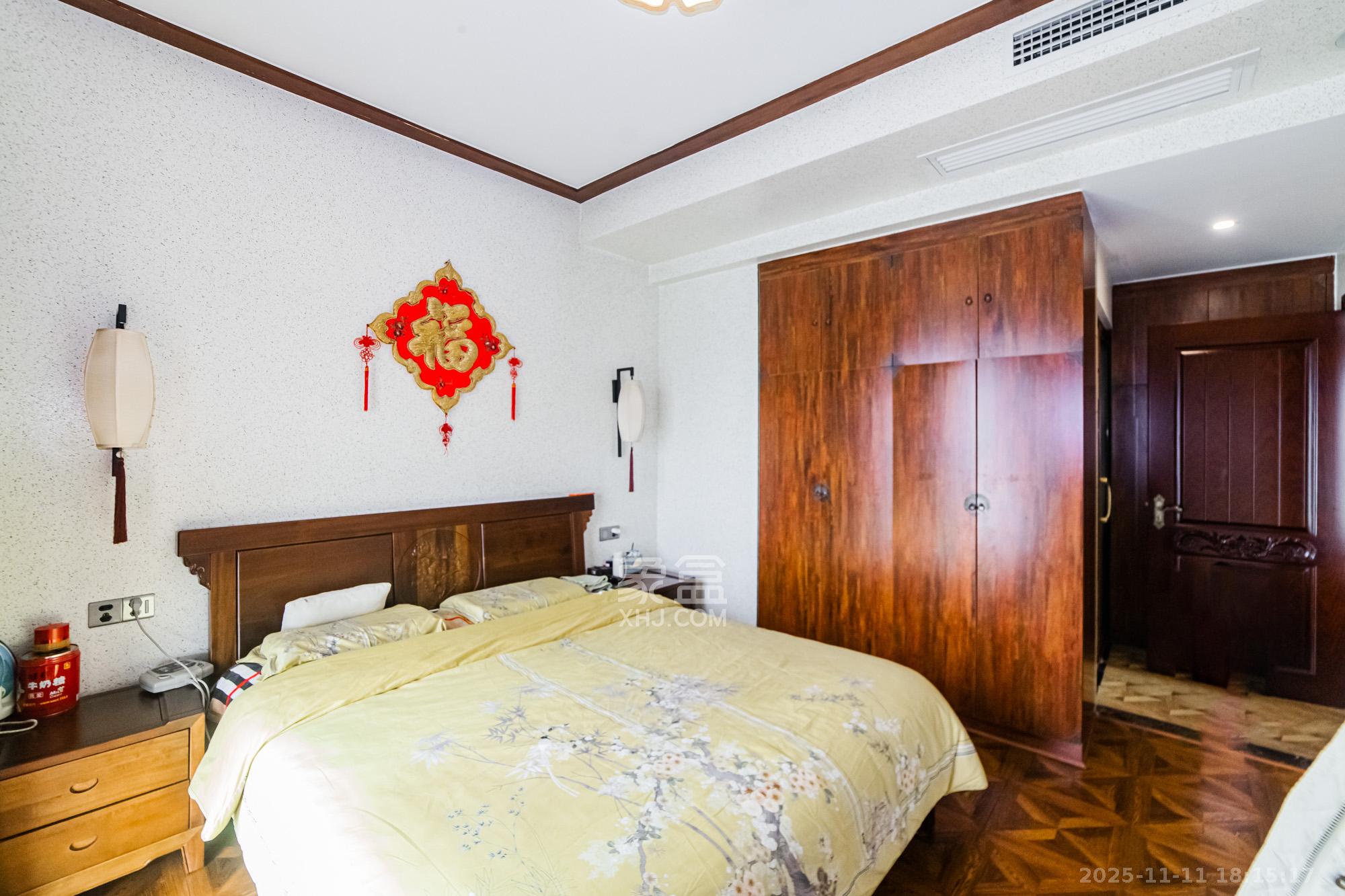 北辰定江洋 3室2厅2卫 550.0万 北辰定江洋 3室2厅2卫 550.0万卧室