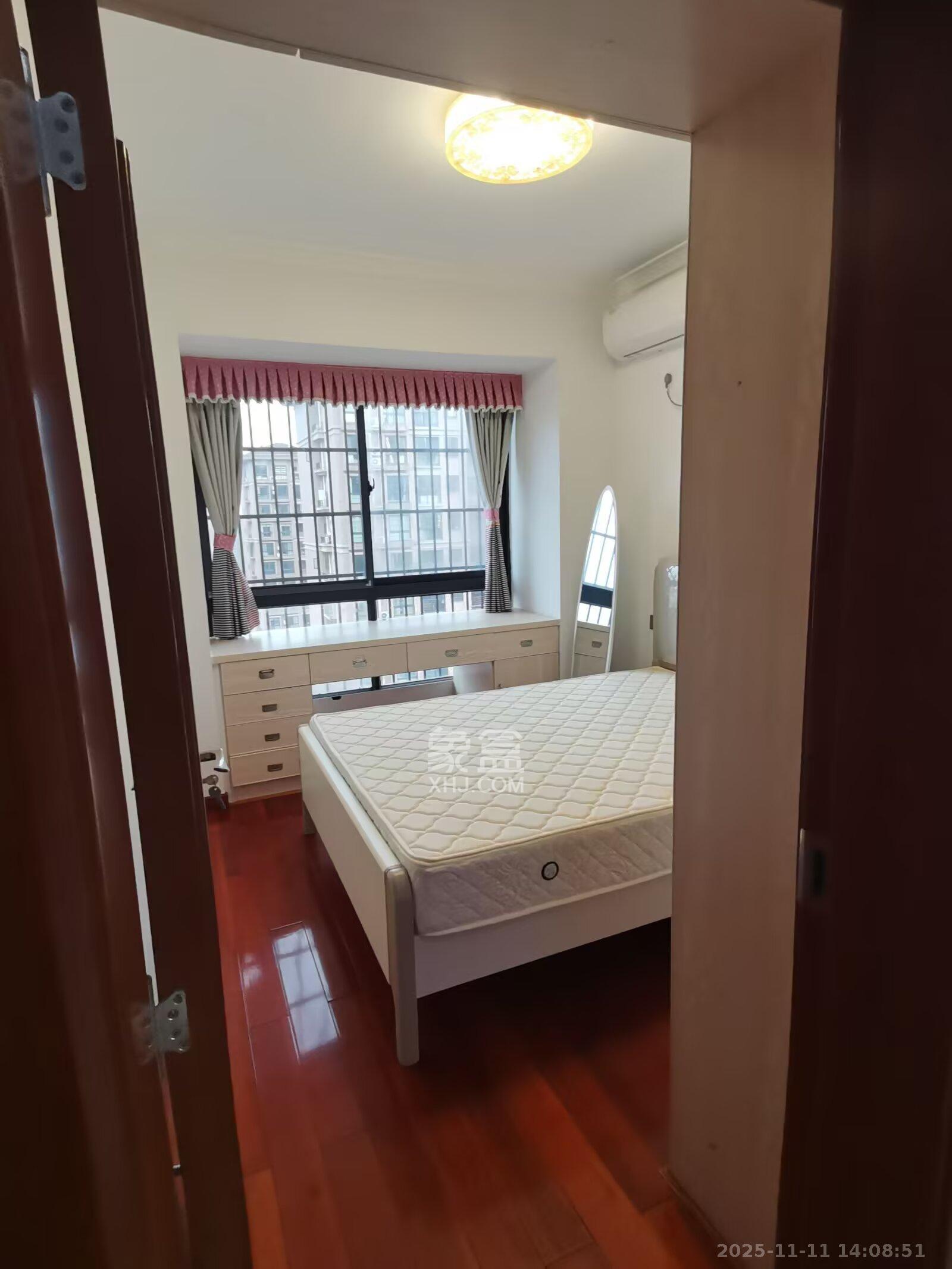 康桥长郡  3室2厅1卫    2000.0元/月室内图