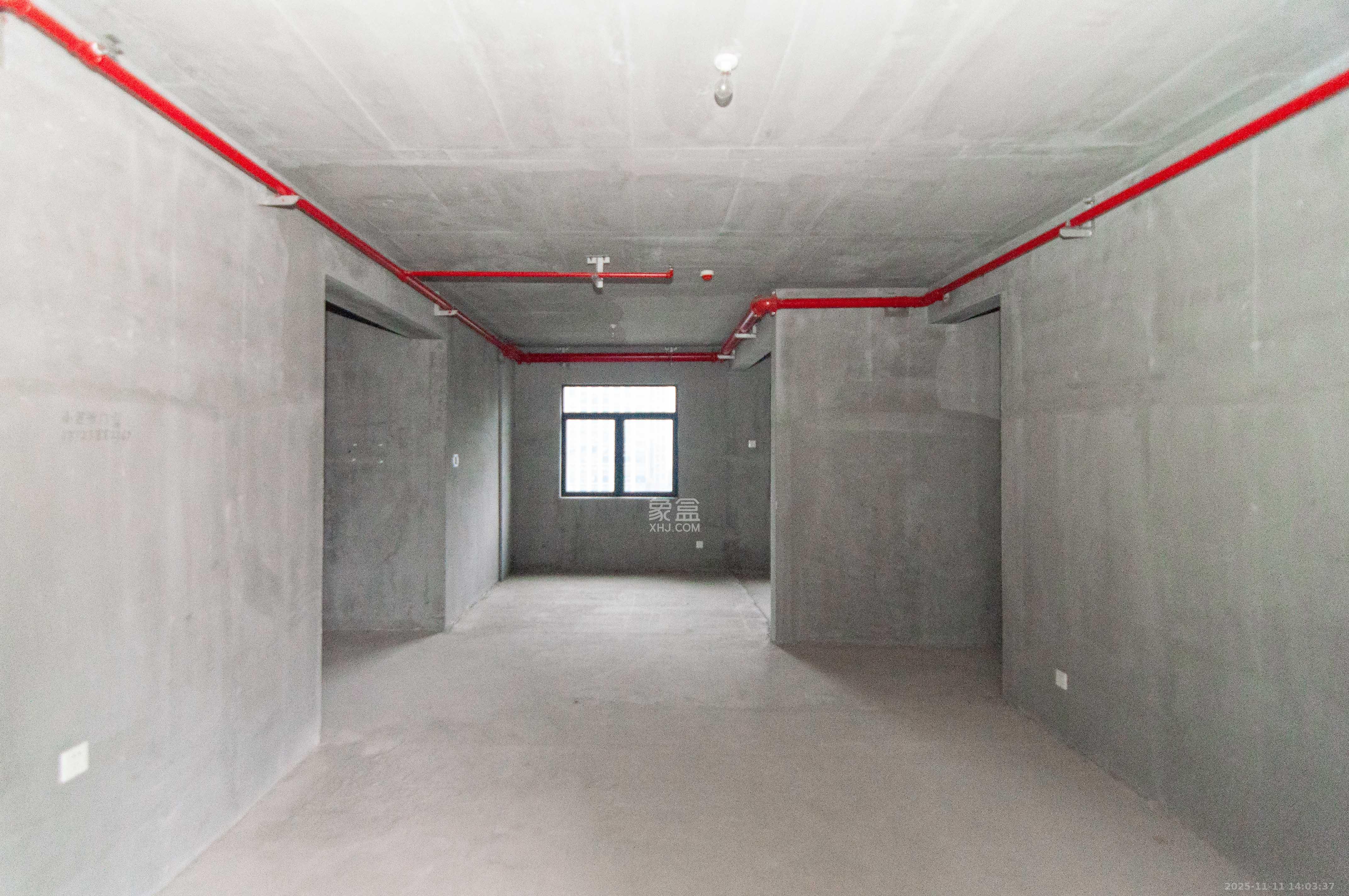 中建梅溪湖中心  4室2厅2卫    180.0万其他