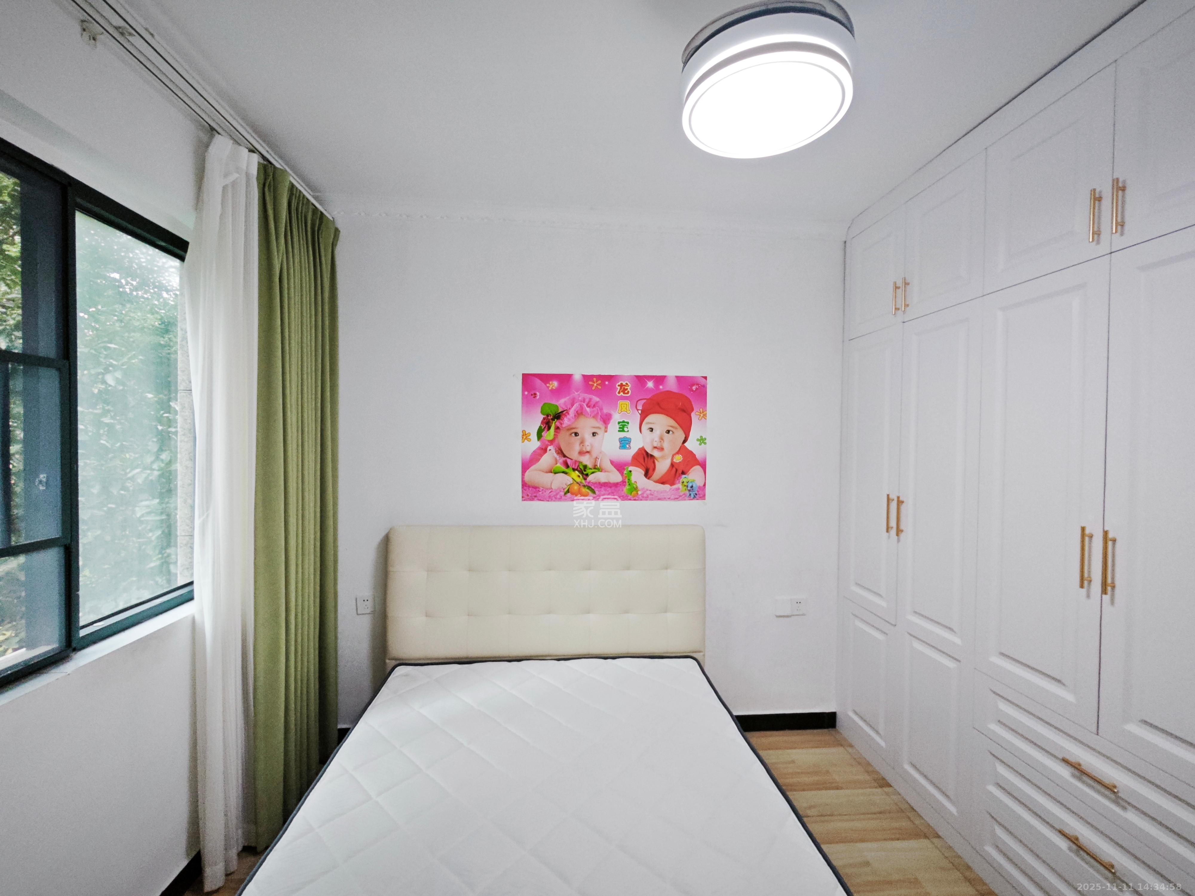 长房云时代 3室2厅1卫 1900.0元/月 长房云时代 3室2厅1卫 1900.0元/月室内图