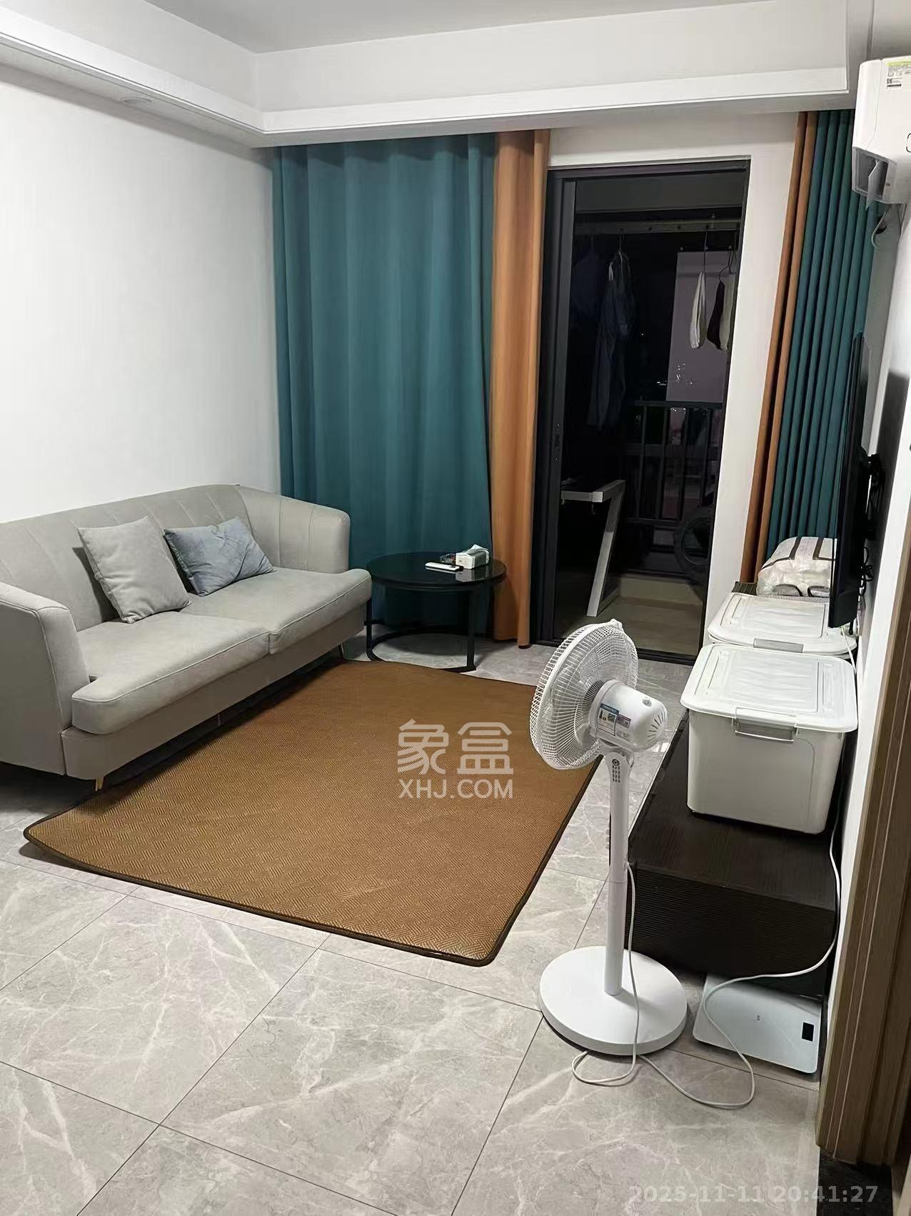 中海阅江府  1室1厅1卫    2700.0元/月室内图