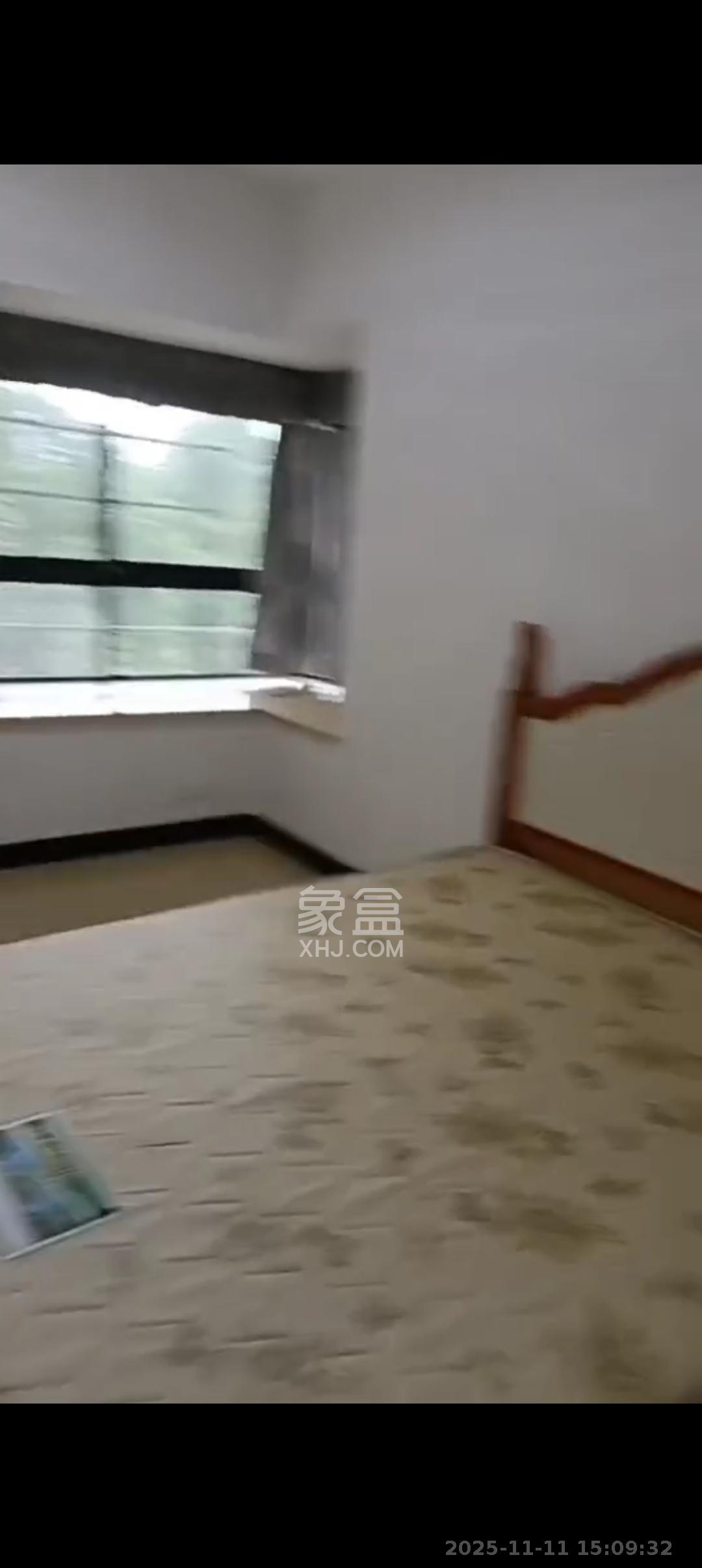 麓枫和苑 2室2厅1卫 2400.0元/月 麓枫和苑 2室2厅1卫 2400.0元/月室内图