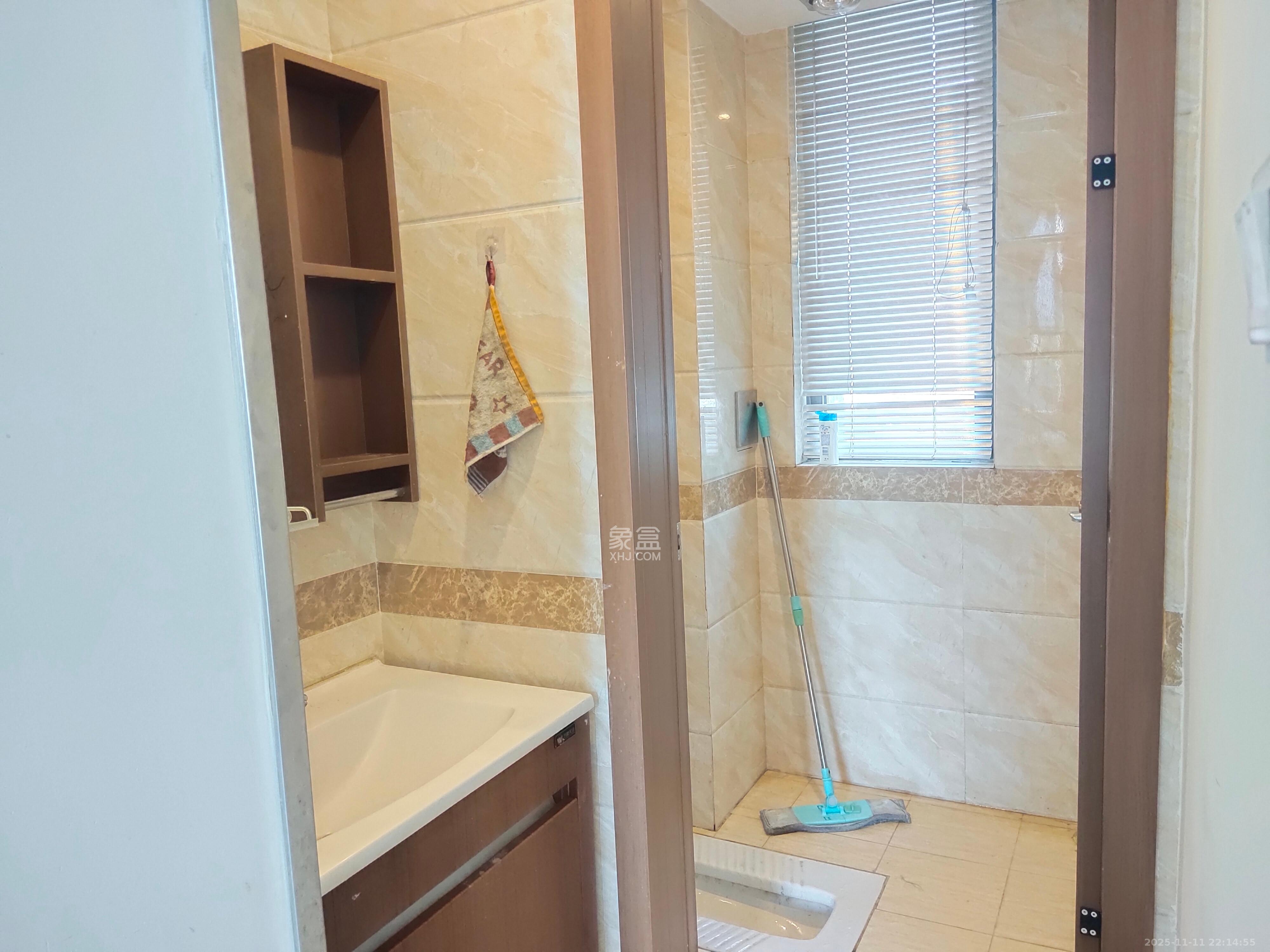 旺德府恺悦国际  3室2厅2卫    2400.0元/月室内图