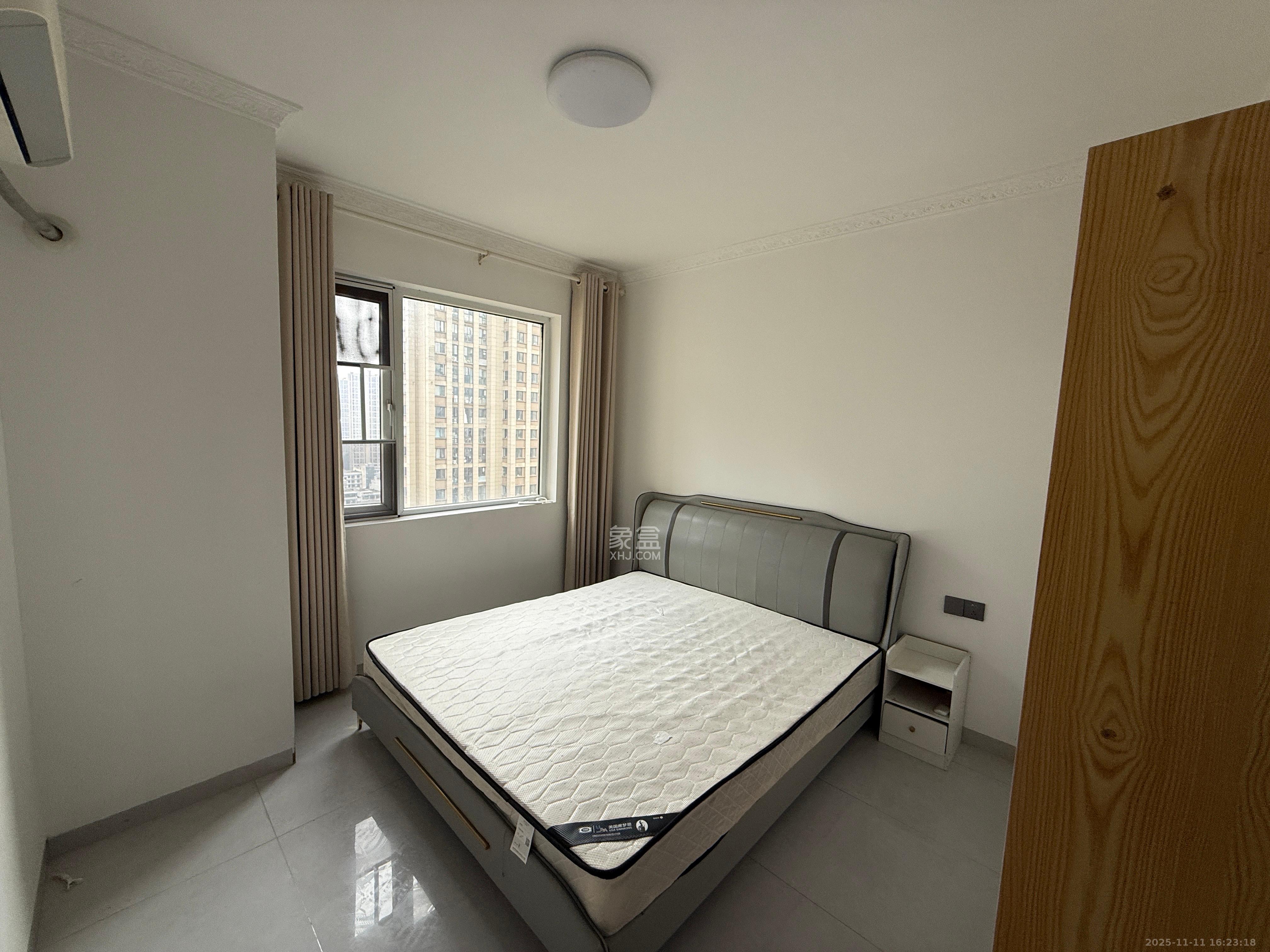 嘉宇银杉（嘉宇西苑）  3室2厅2卫    2300.0元/月室内图