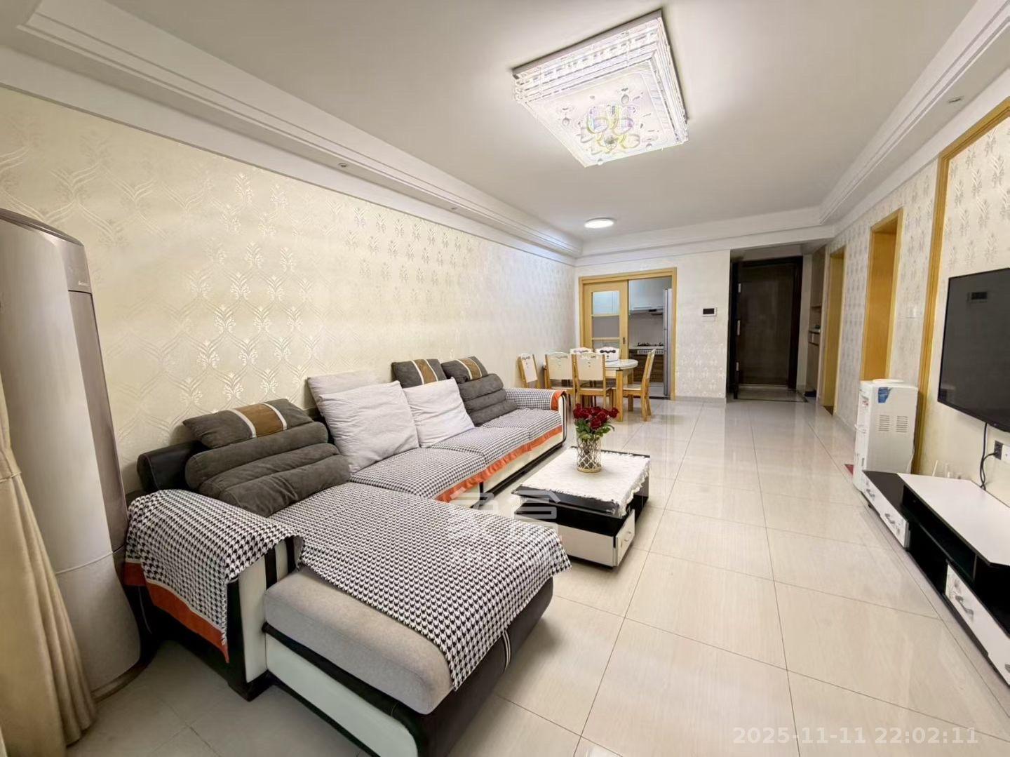 南大公寓（湘江建设开发有限公司宿舍）  1室0厅0卫    2500.0元/月