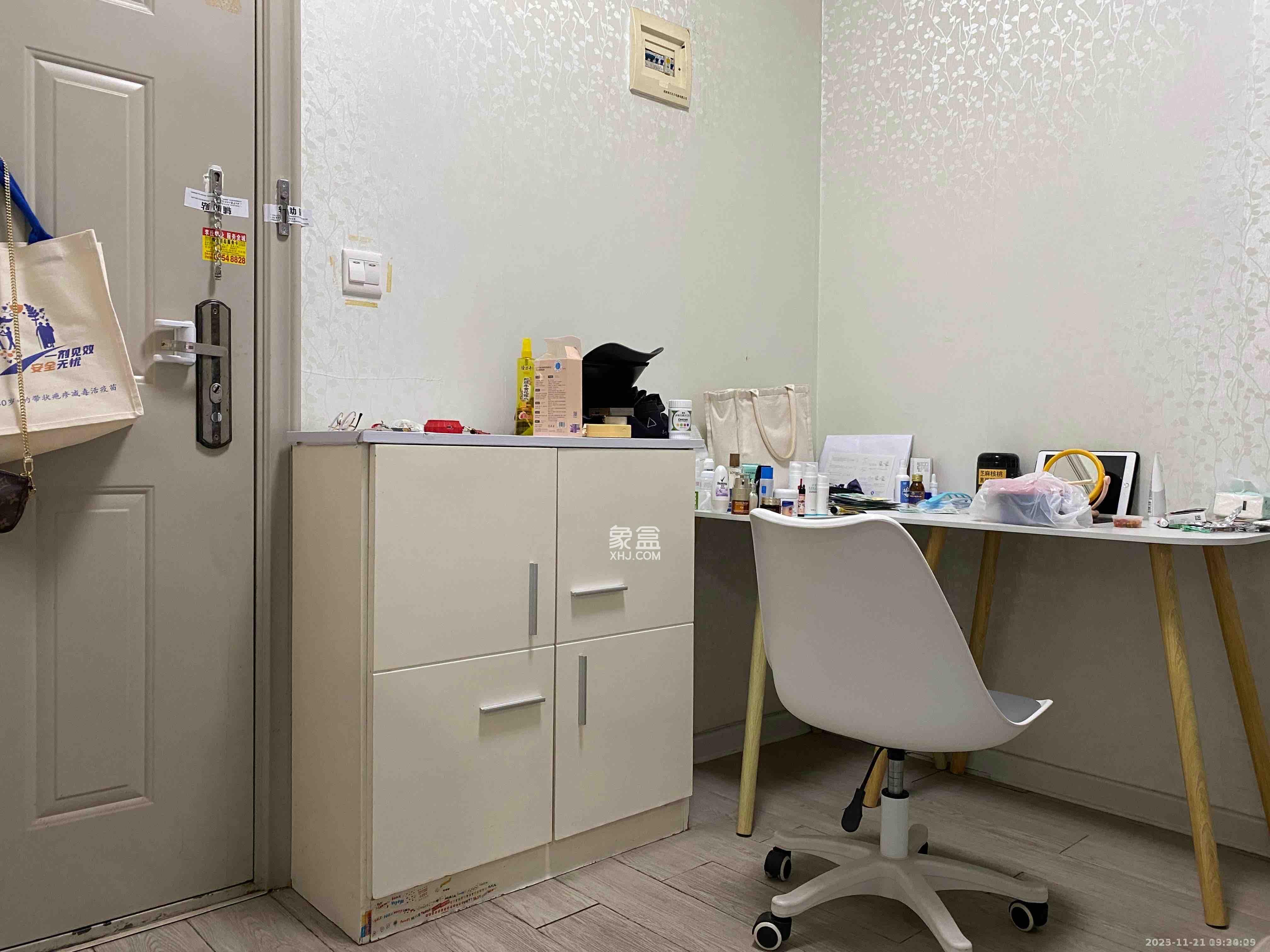 东方新世界 1室1厅1卫 1500.0元/月 东方新世界 1室1厅1卫 1500.0元/月室内图