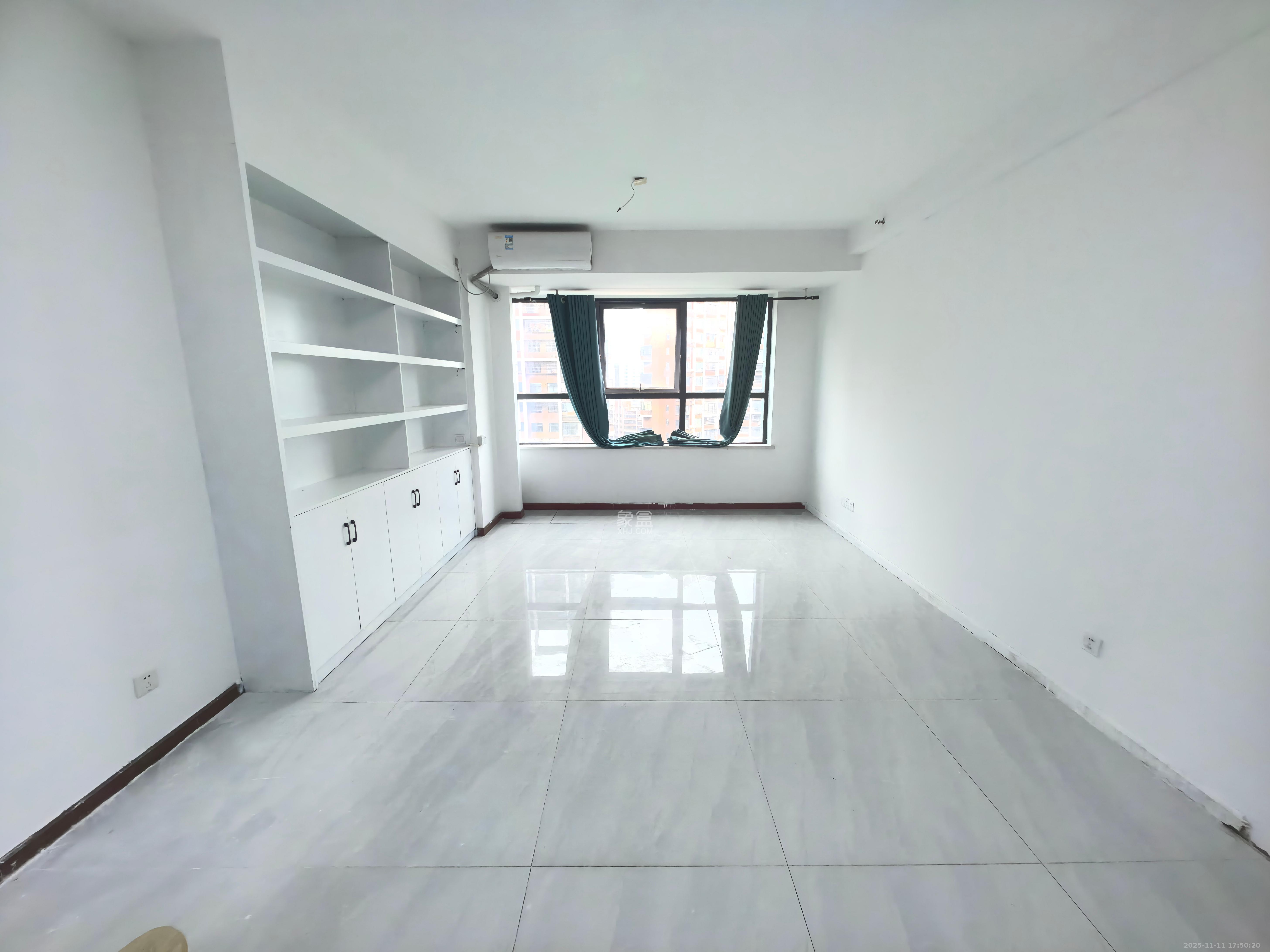 世景国际广场 1室1厅1卫 4000.0元/月 世景国际广场 1室1厅1卫 4000.0元/月室内图