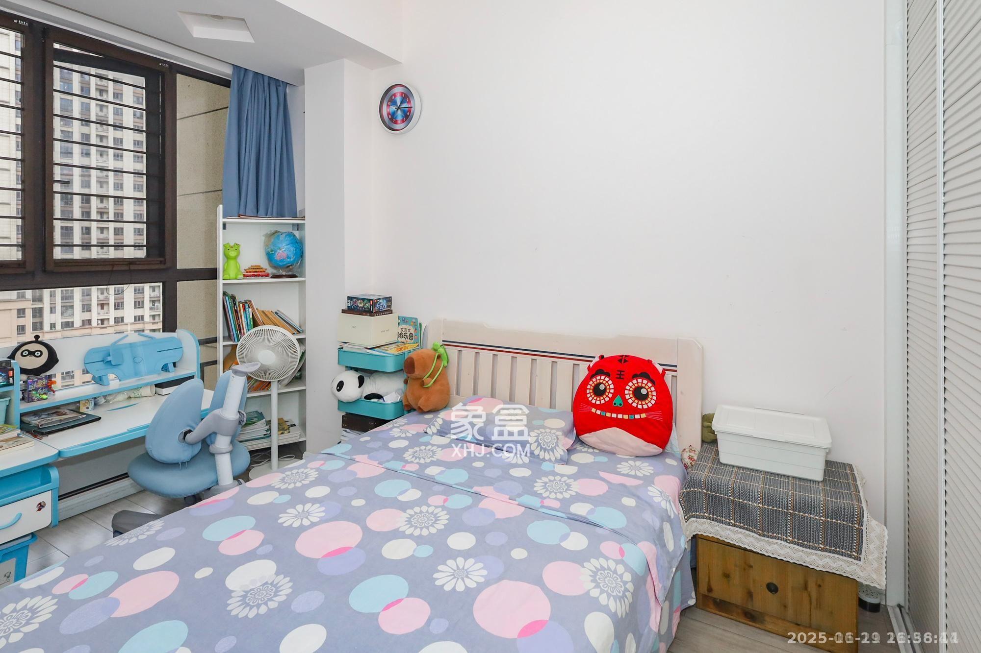 南山雍江汇（滨江国际新城）  4室2厅2卫    4000.0元/月室内图