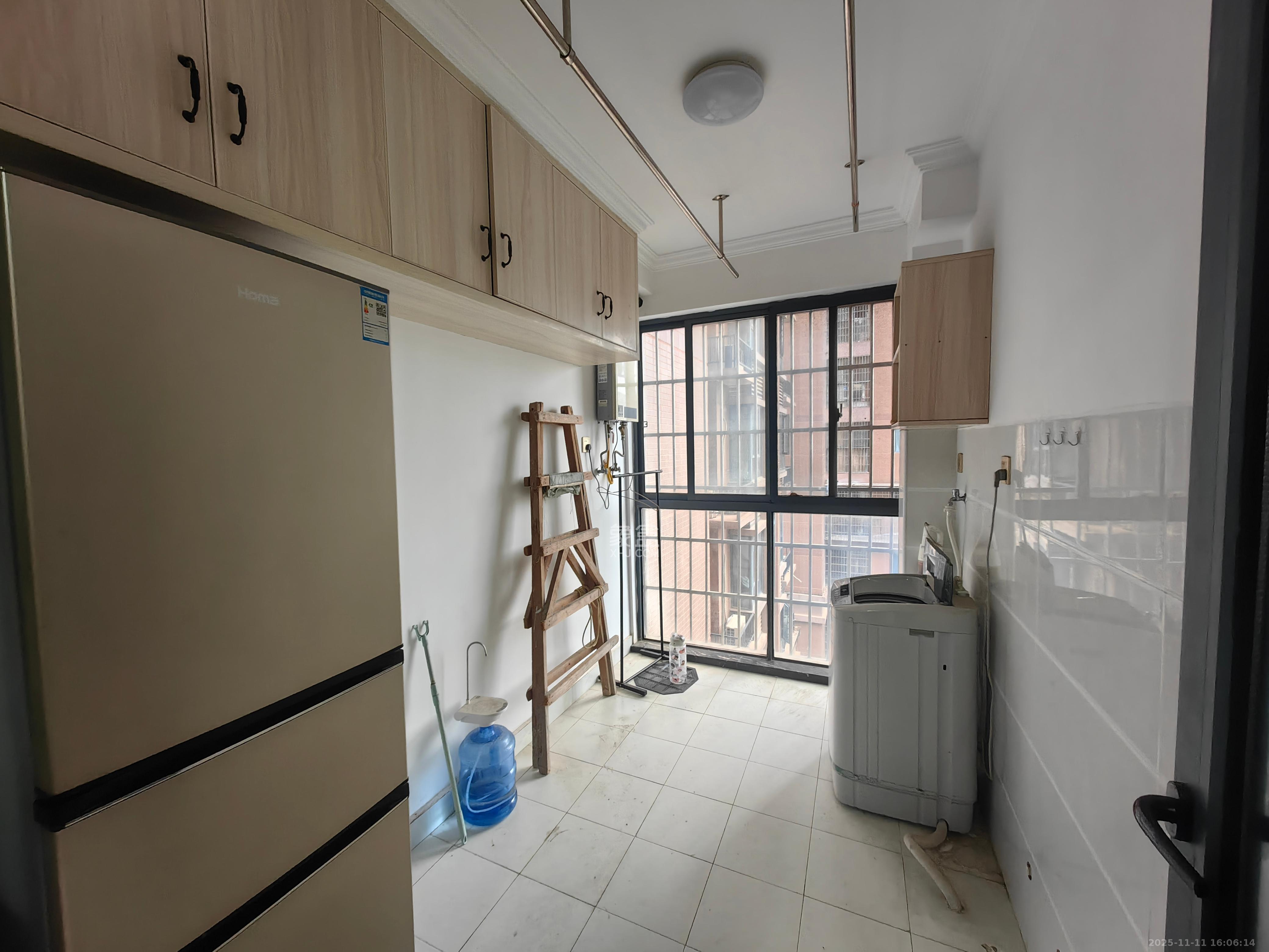 中欣楚天雅郡  2室2厅1卫    1550.0元/月室内图