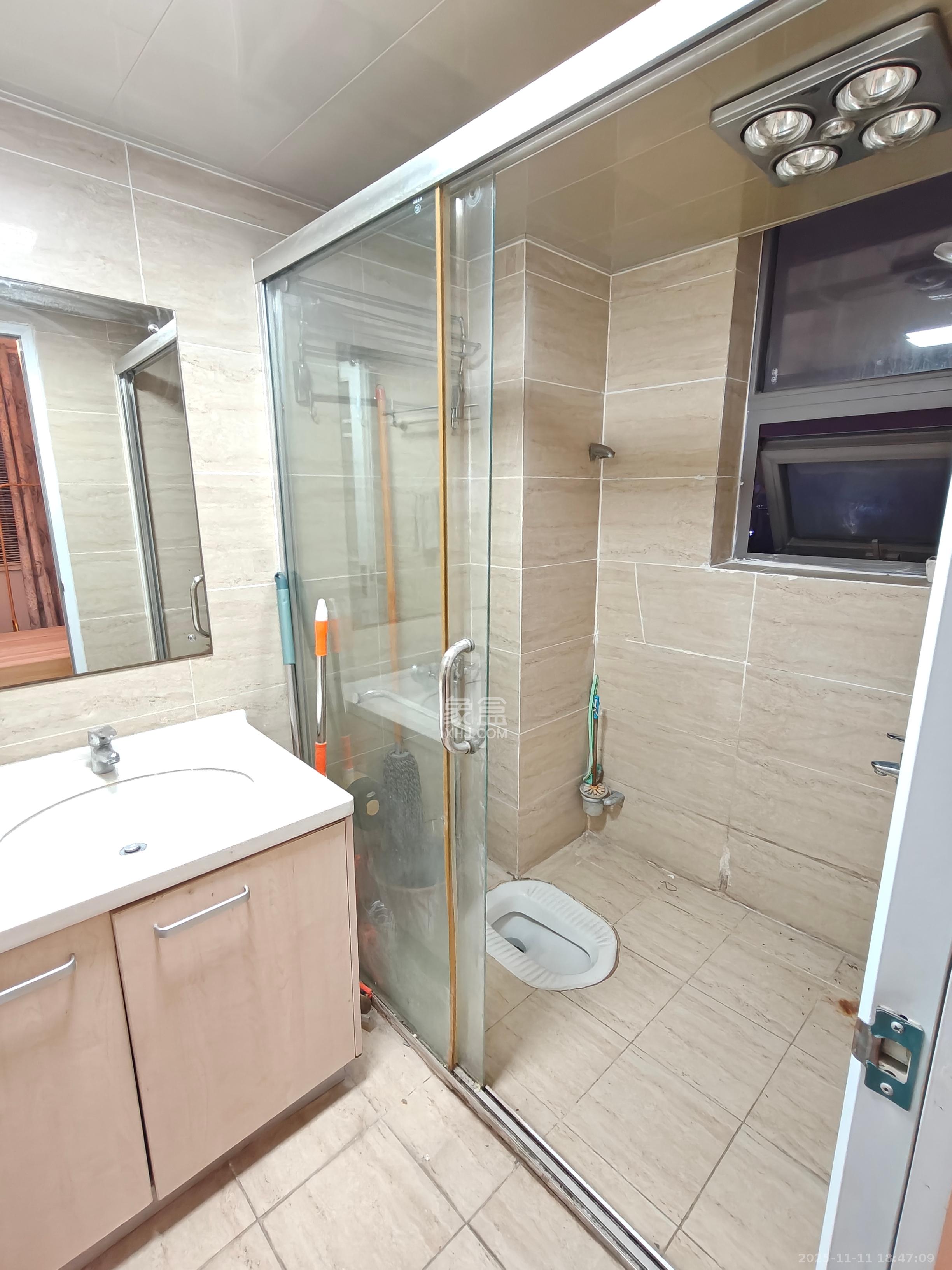 佳天瑞宁花园  1室2厅1卫    1800.0元/月室内图