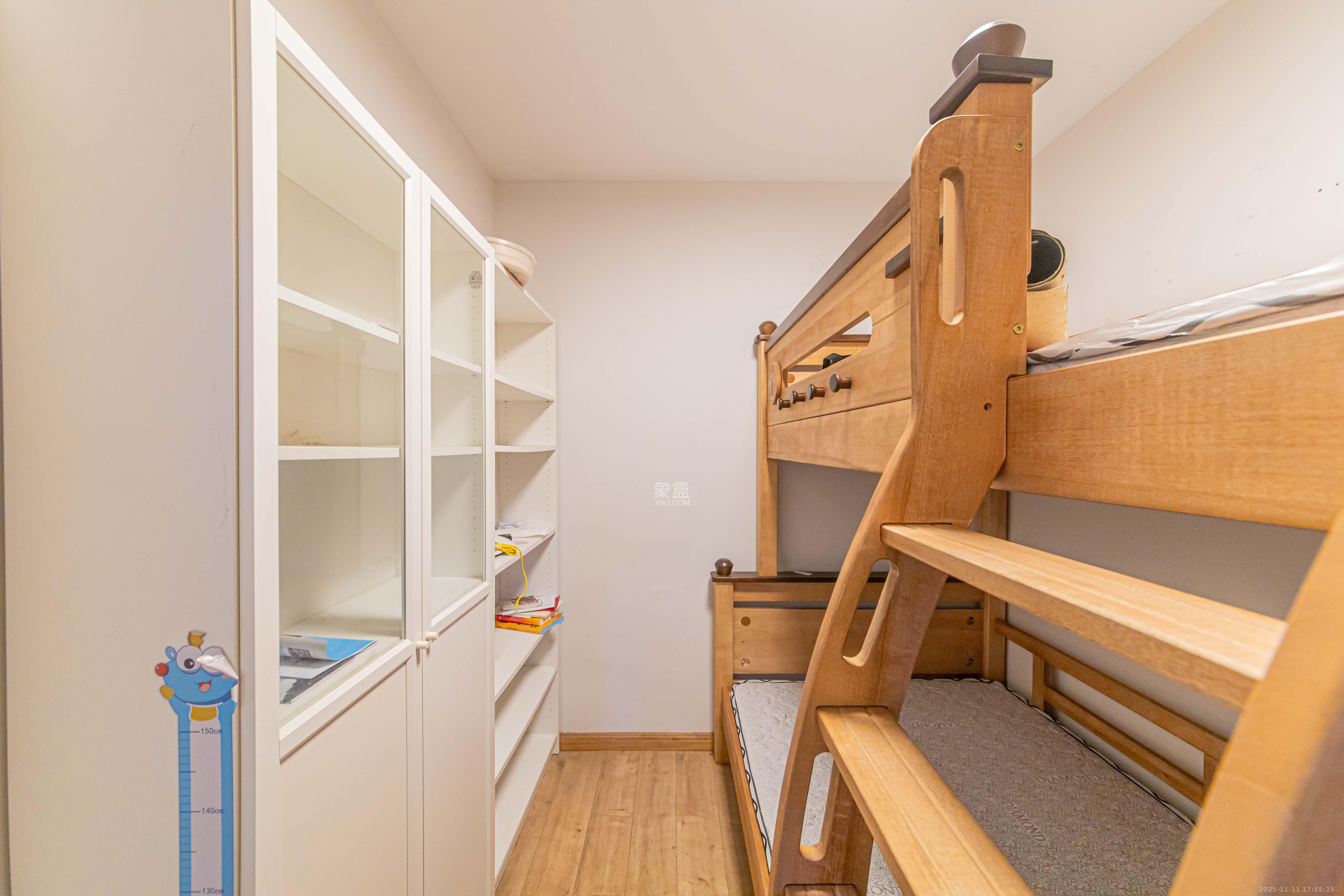 北辰中央公园C区 3室2厅1卫 2400.0元/月 北辰中央公园C区 3室2厅1卫 2400.0元/月室内图