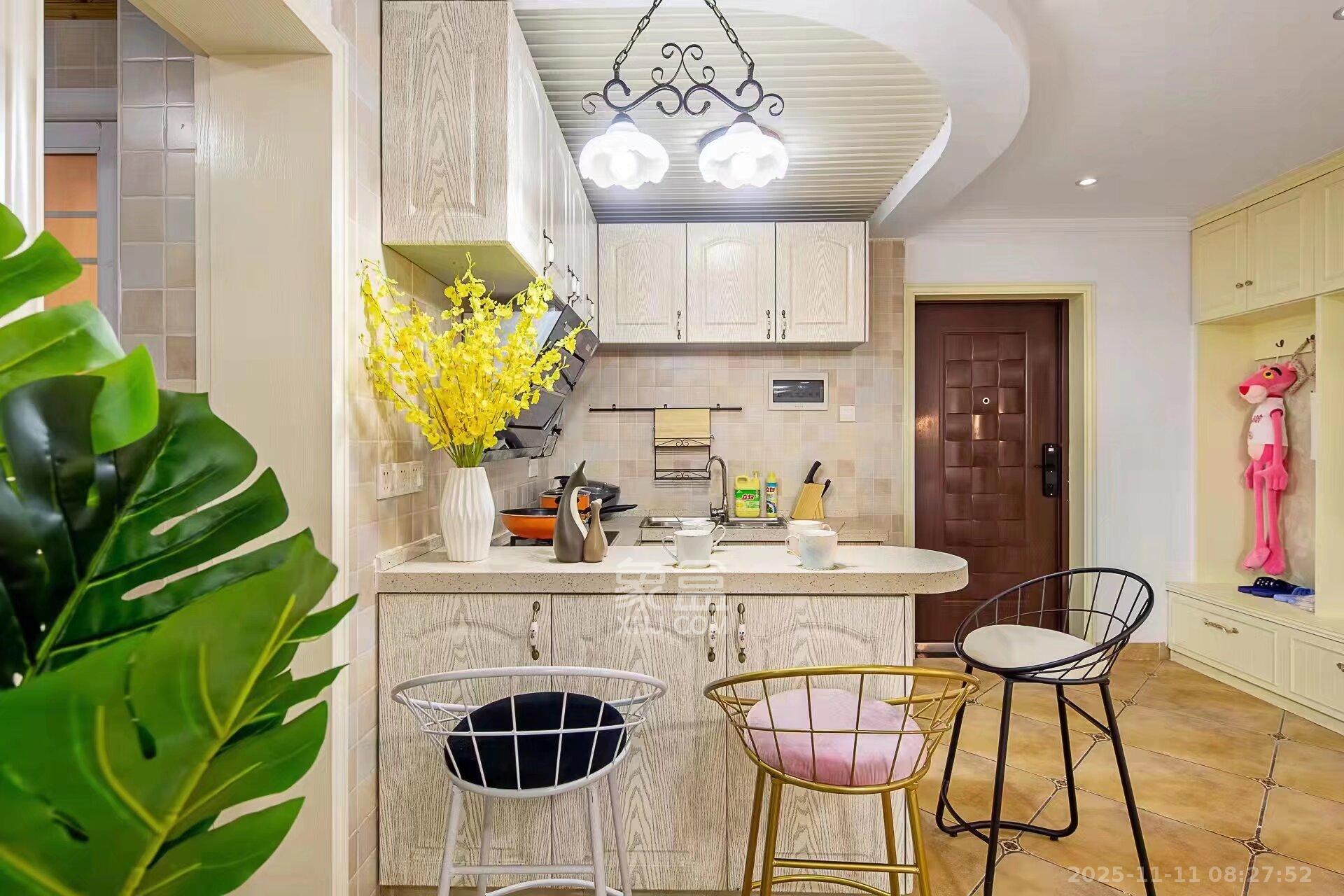 铂宫  2室1厅1卫    2800.0元/月室内图