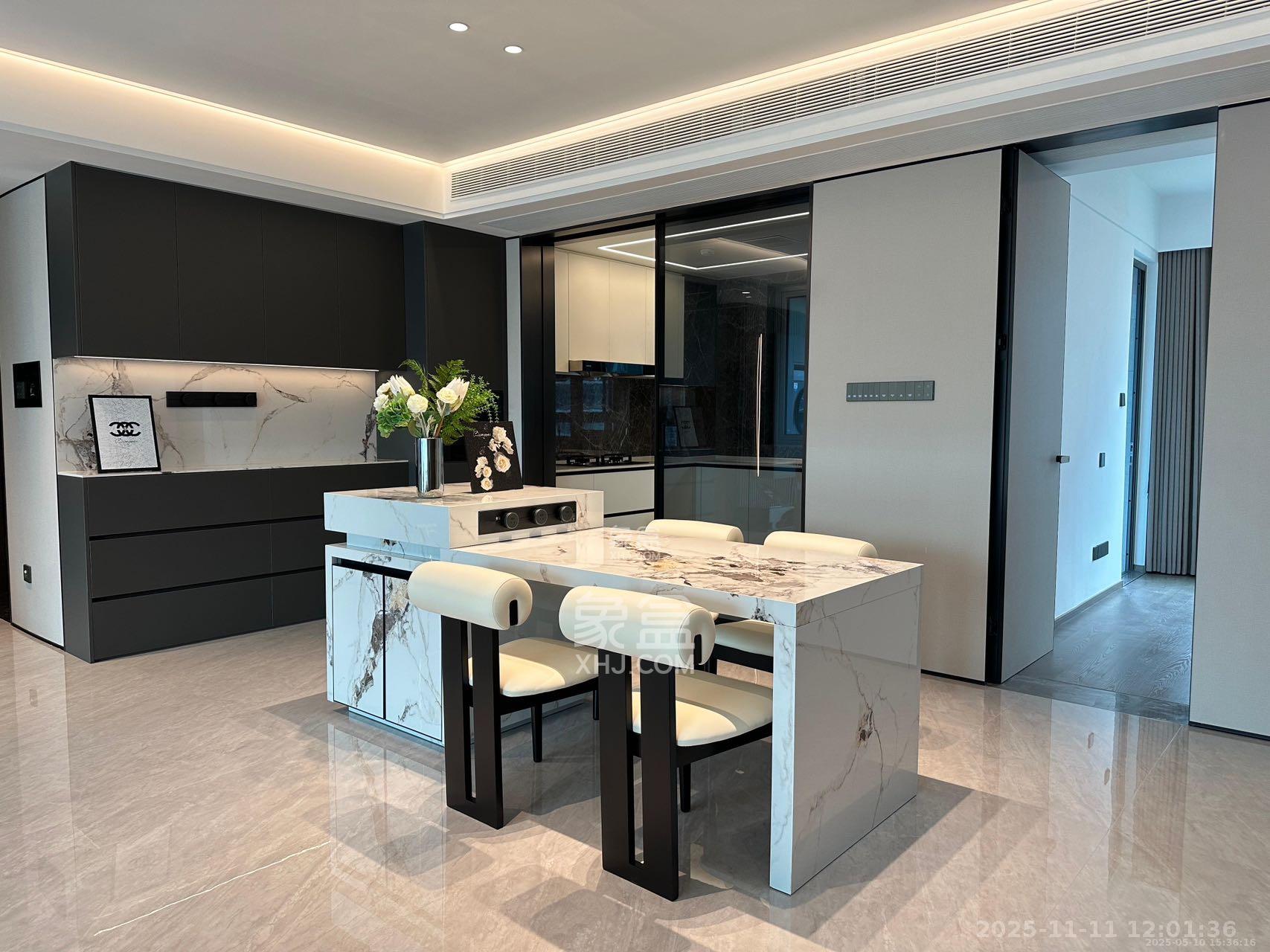 招商蛇口滨江境  4室2厅2卫    13000.0元/月室内图