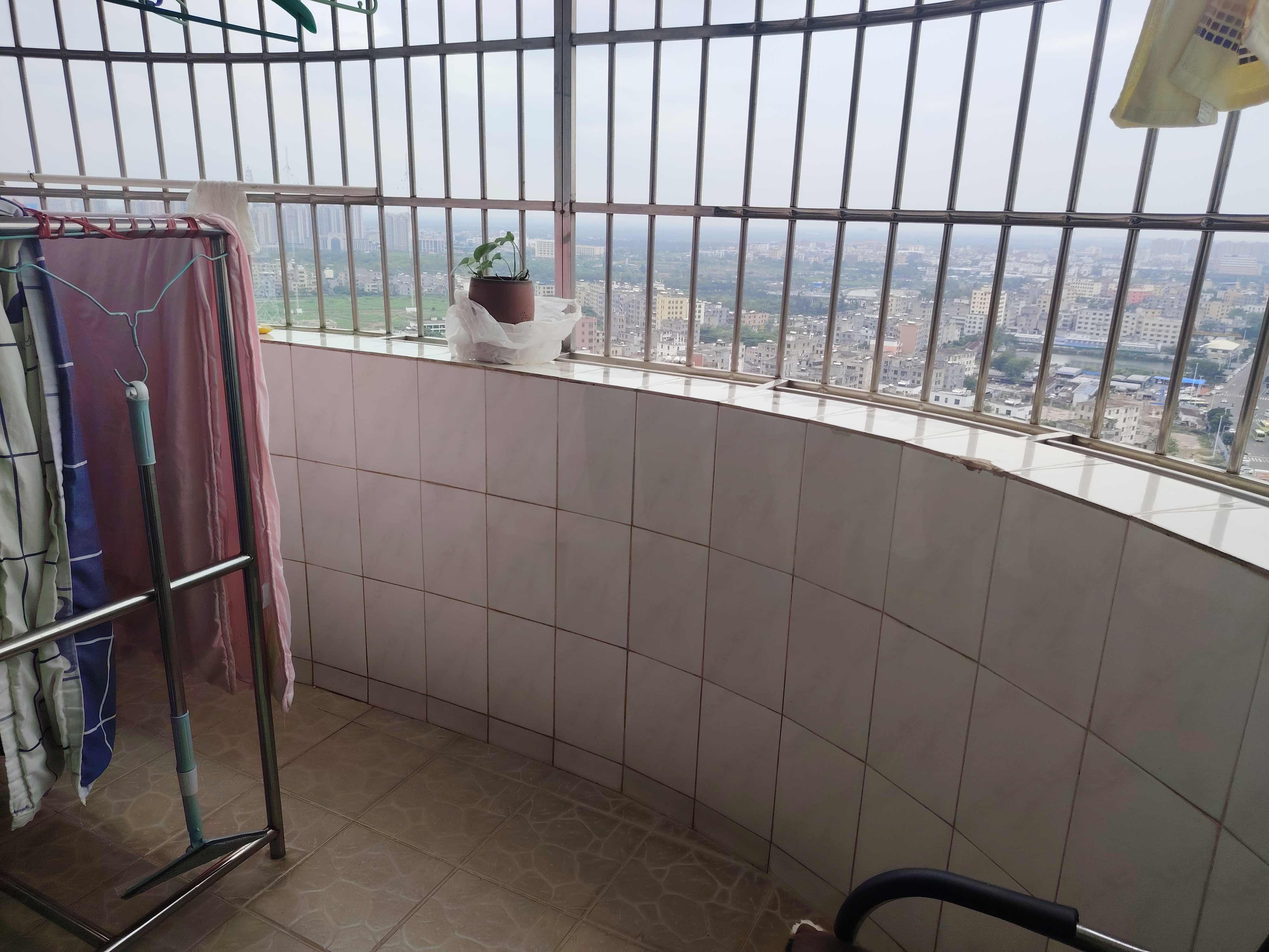 凤翔大厦  2室1厅1卫    1800.0元/月室内图