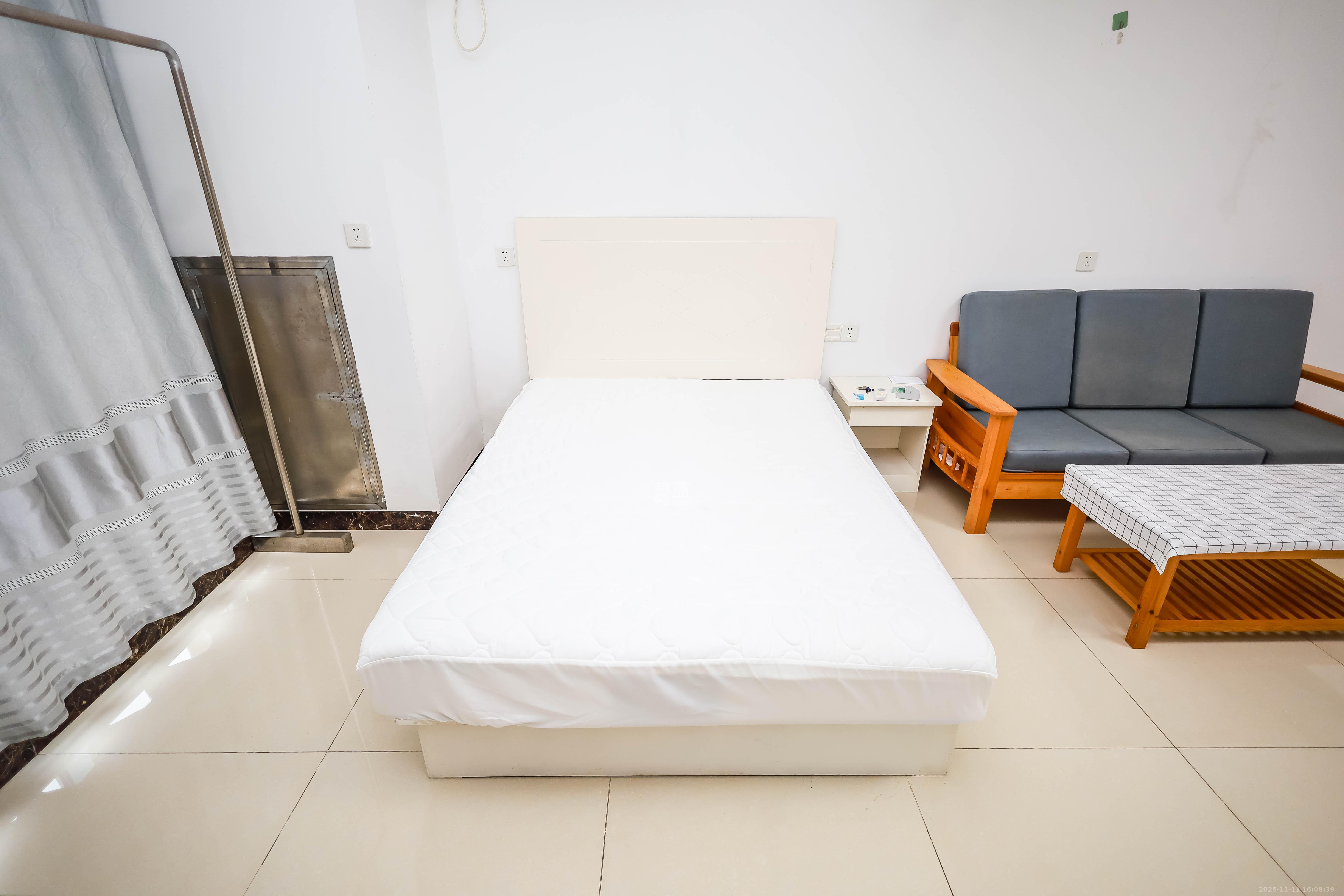 奥克斯缔壹城 1室1厅1卫 24.8万 奥克斯缔壹城 1室1厅1卫 24.8万卧室