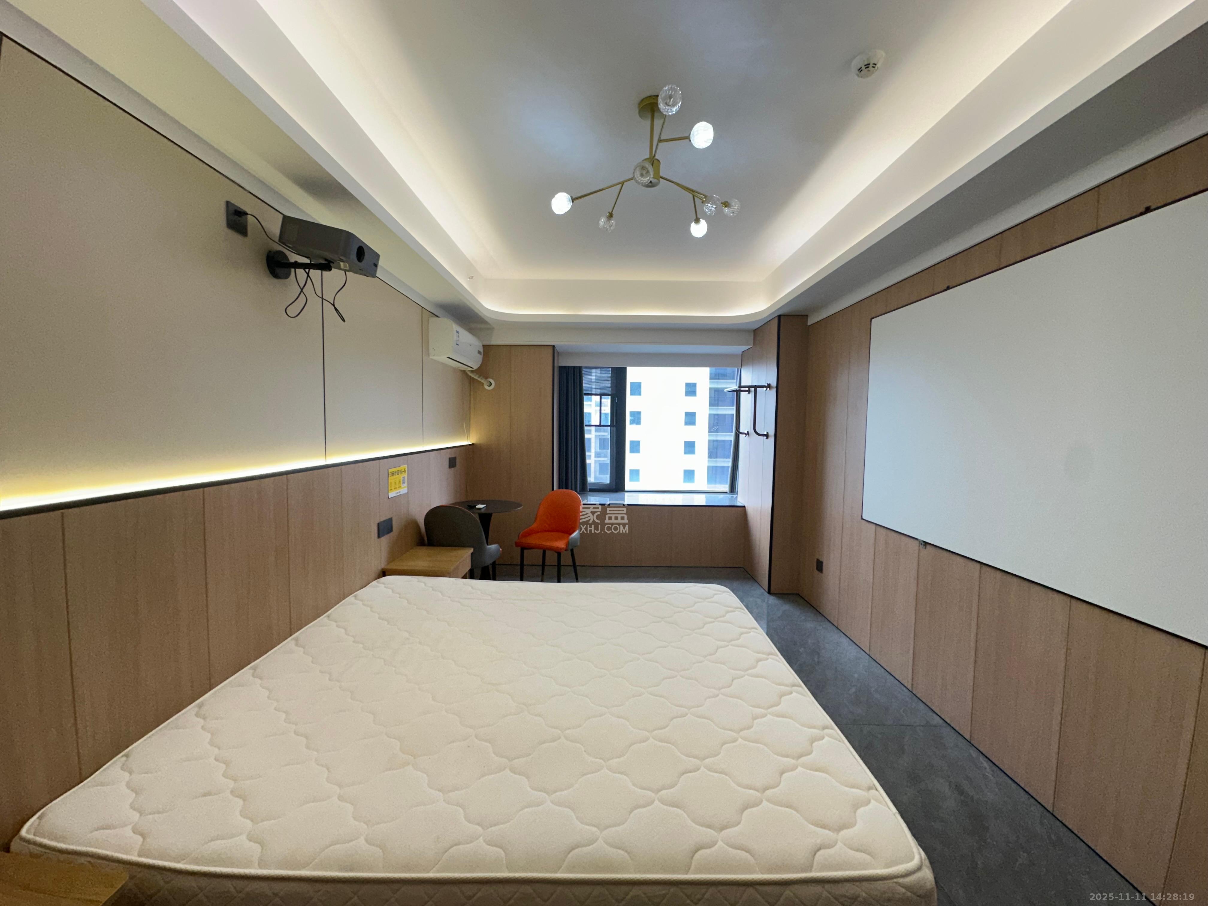 保利中环广场(保利中悦苑) 1室0厅1卫 1400.0元/月 保利中环广场(保利中悦苑) 1室0厅1卫 1400.0元/月室内图