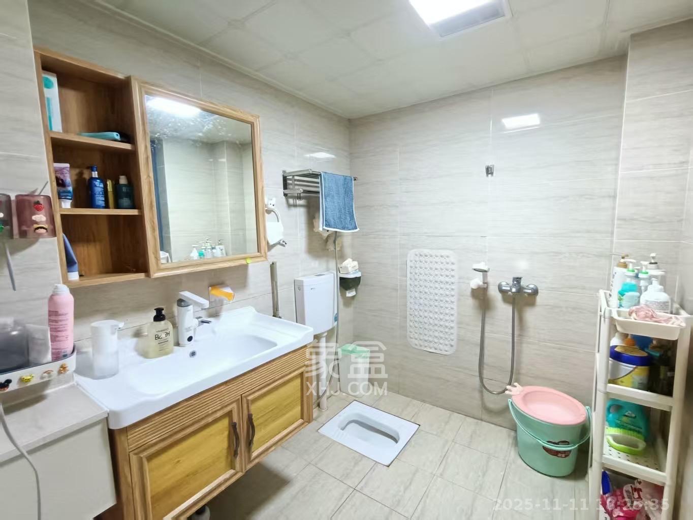 山水湾  2室2厅1卫    2000.0元/月室内图