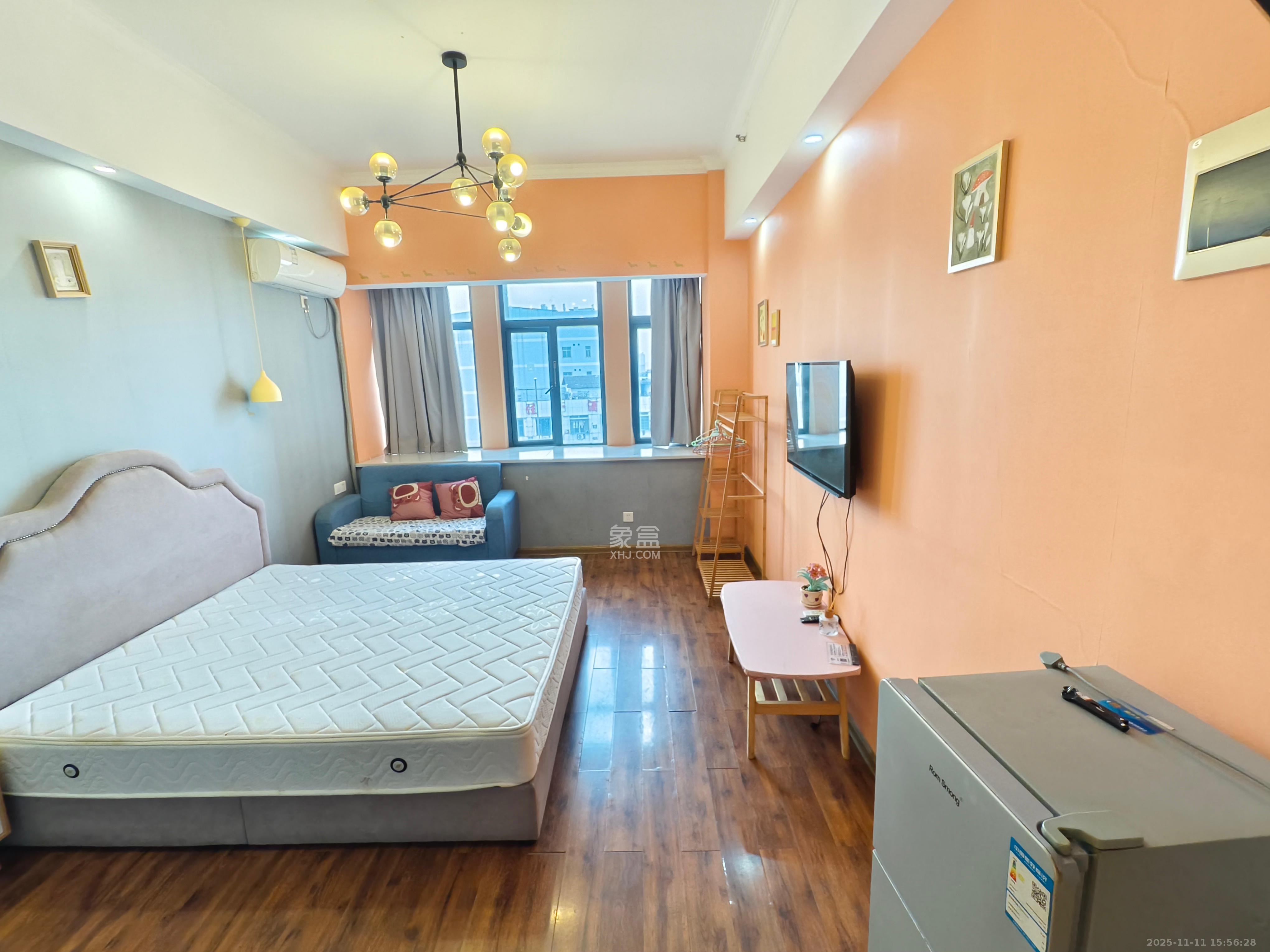 兆坤星悦荟  1室1厅1卫    1300.0元/月室内图