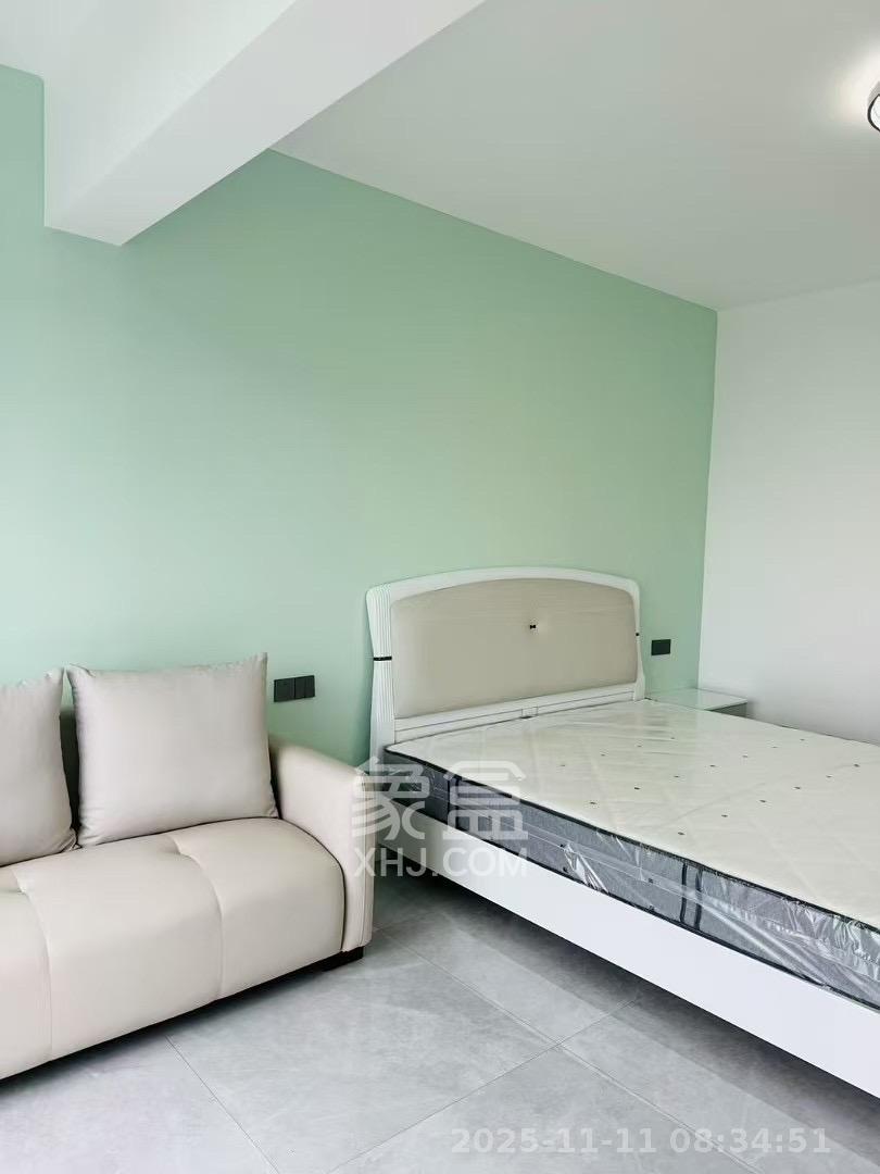 华杰天骄（滨江福源里）  1室1厅1卫    1600.0元/月室内图