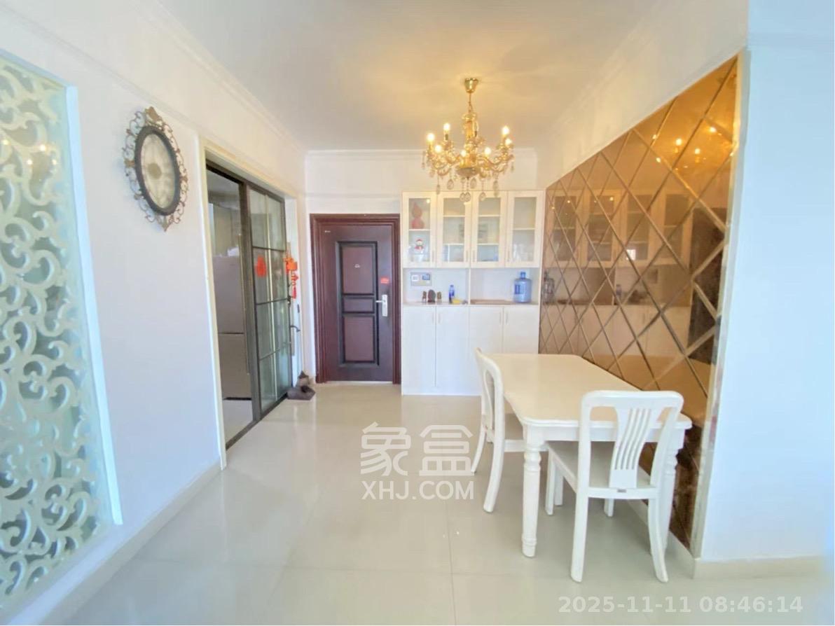 恒生碧水龙庭  3室2厅1卫    2000.0元/月室内图