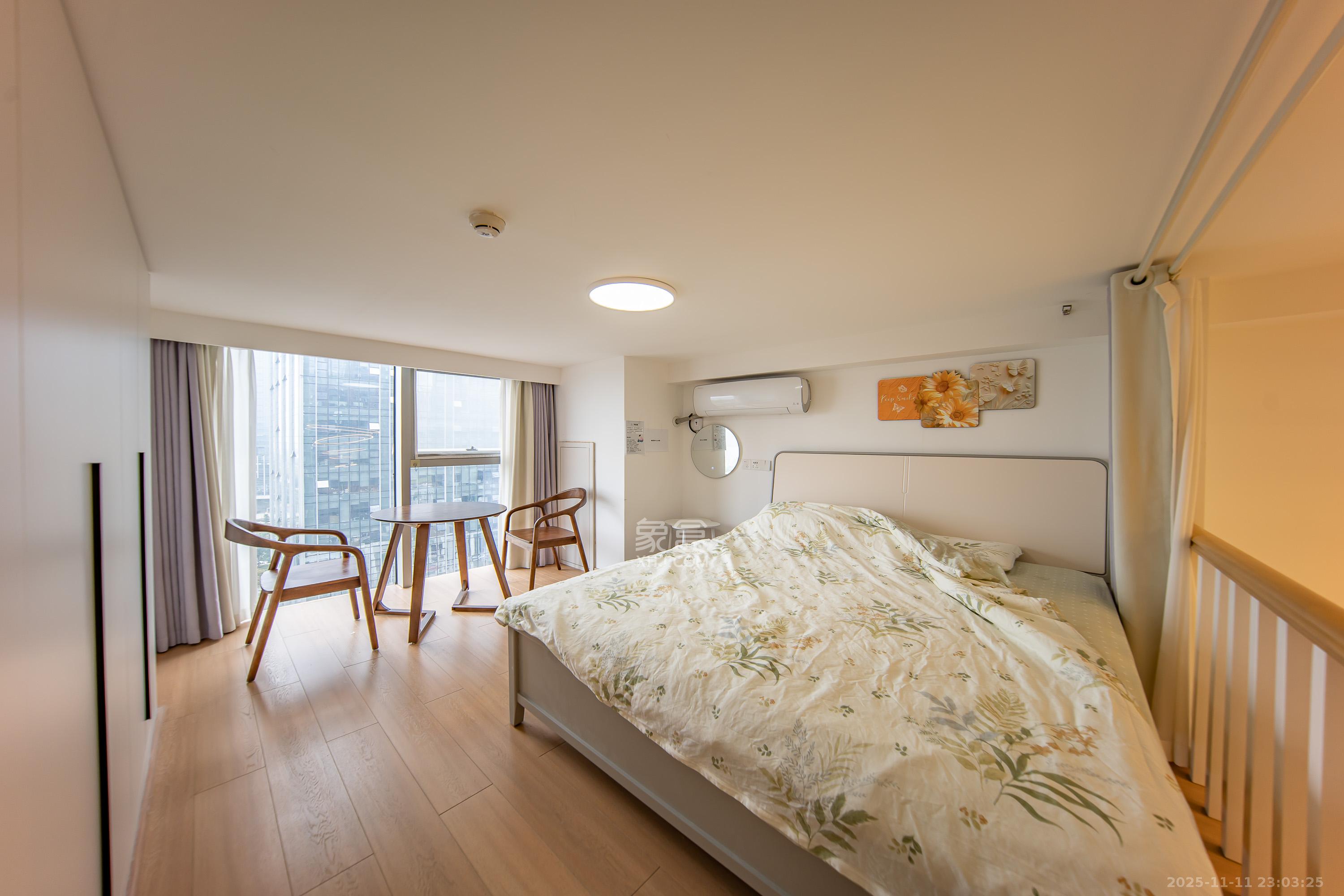 奥克斯滨仕花园(奥克斯洋湖广场/奥克斯中心) 2室2厅2卫 55.0万 奥克斯滨仕花园(奥克斯洋湖广场/奥克斯中心) 2室2厅2卫 55.0万卧室